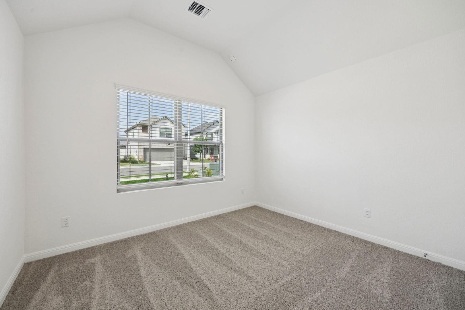 332 Bendecido Loop, Elgin, TX 78621