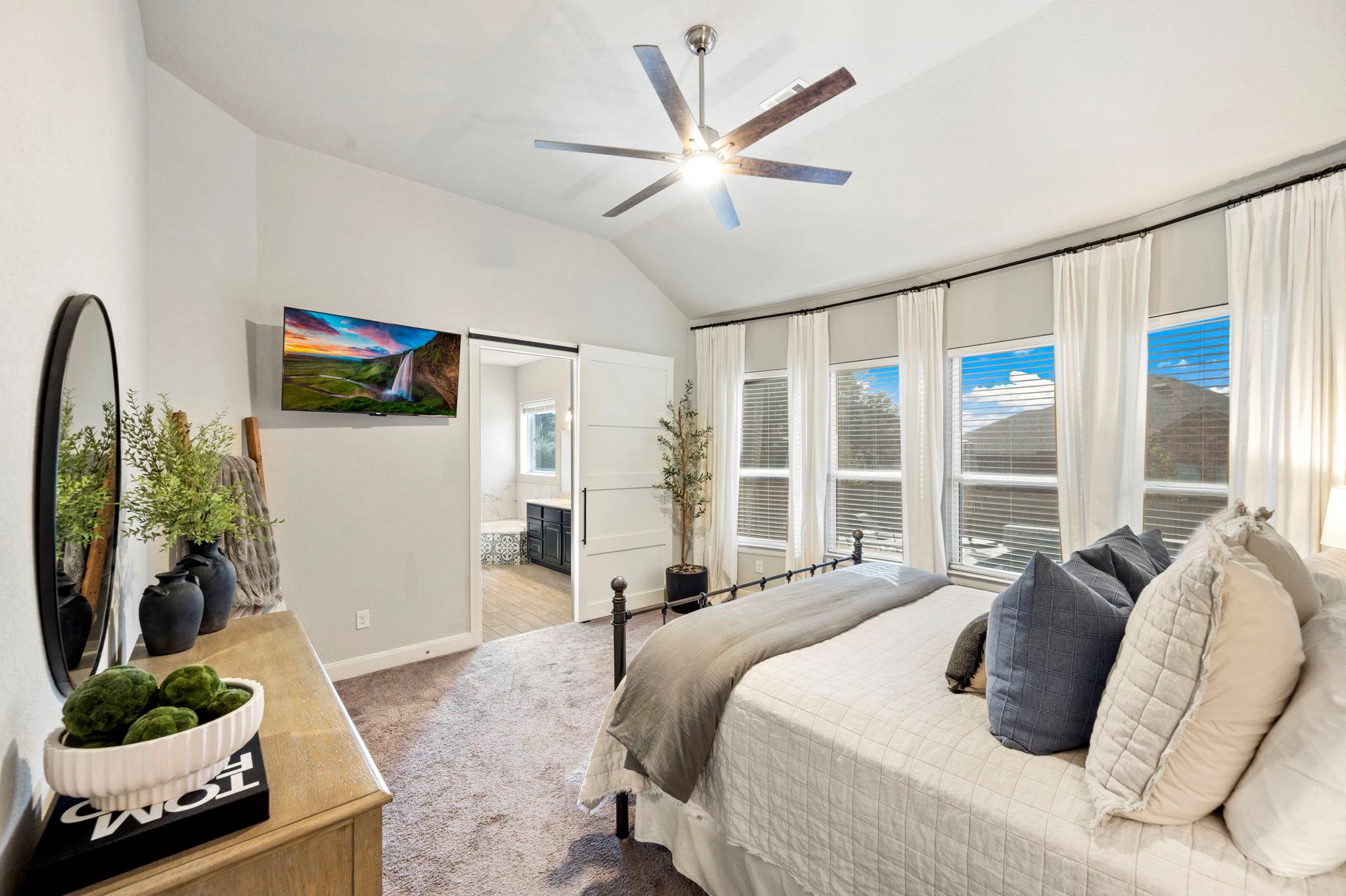 1189 Hammock Gln, New Braunfels, TX 78132