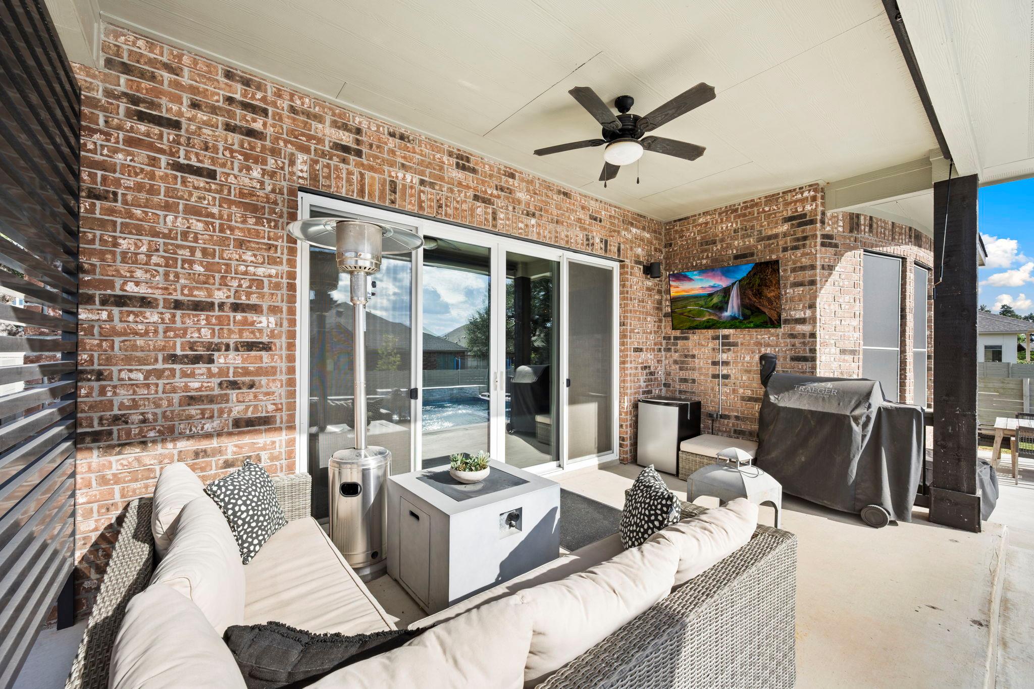 1189 Hammock Gln, New Braunfels, TX 78132