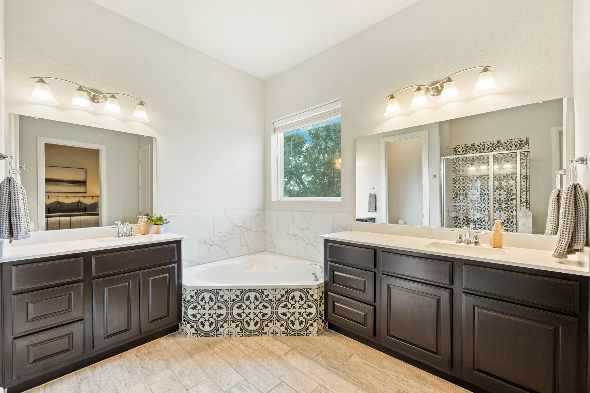 1189 Hammock Gln, New Braunfels, TX 78132