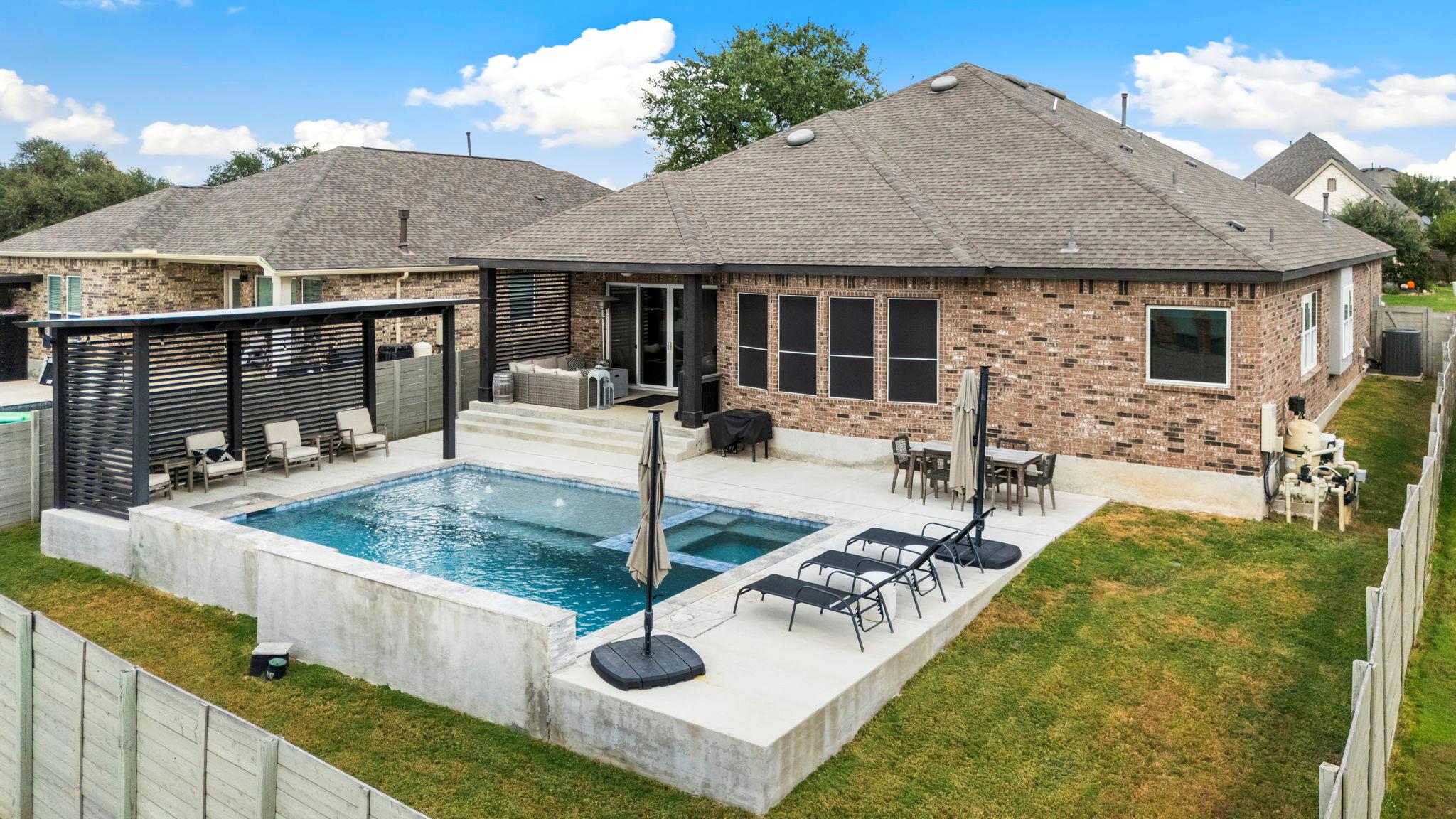 1189 Hammock Gln, New Braunfels, TX 78132