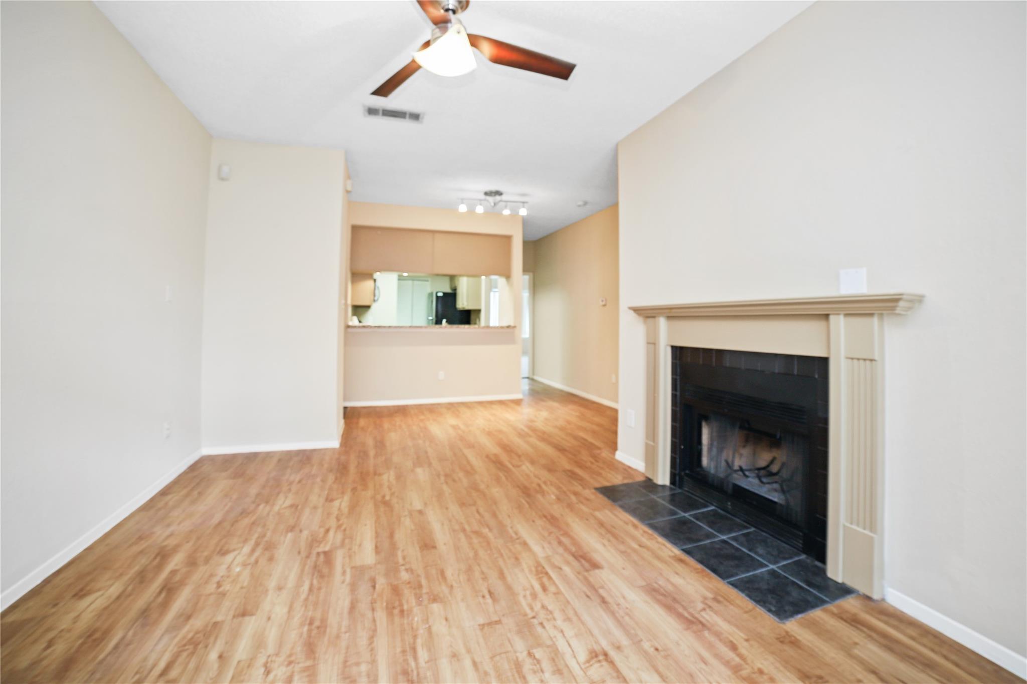 806 W 24th St W # 220, Austin, TX 78705