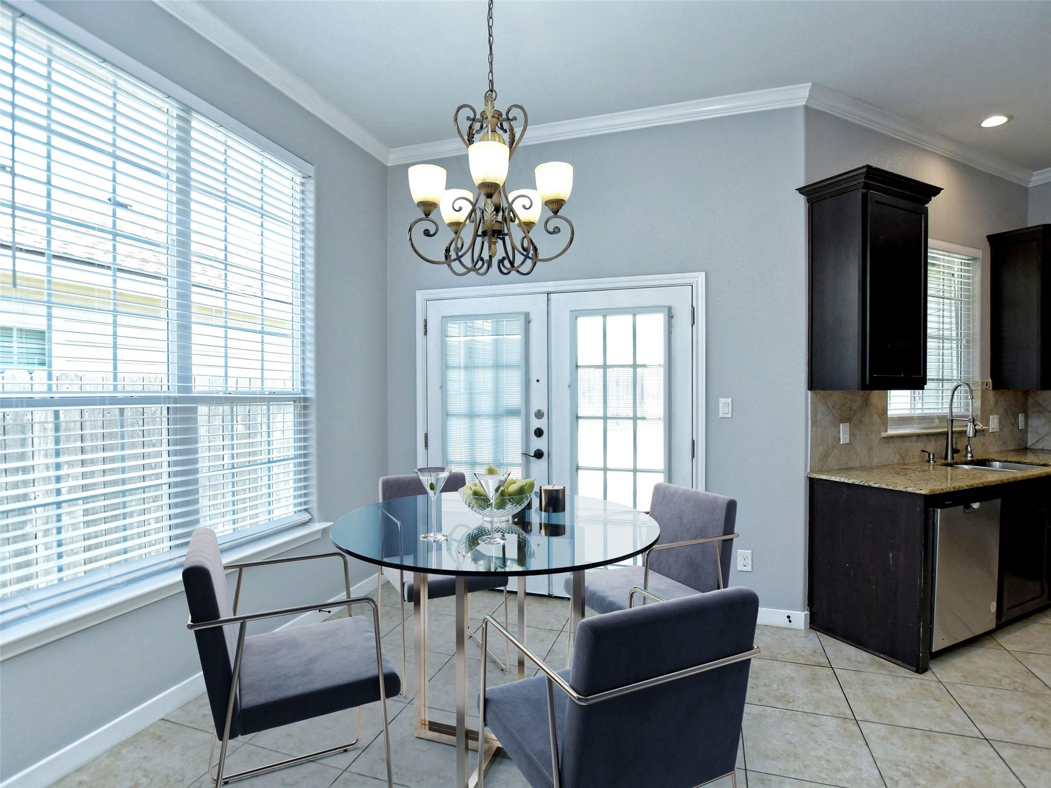 217 Geode Ln, Jarrell, TX 76537