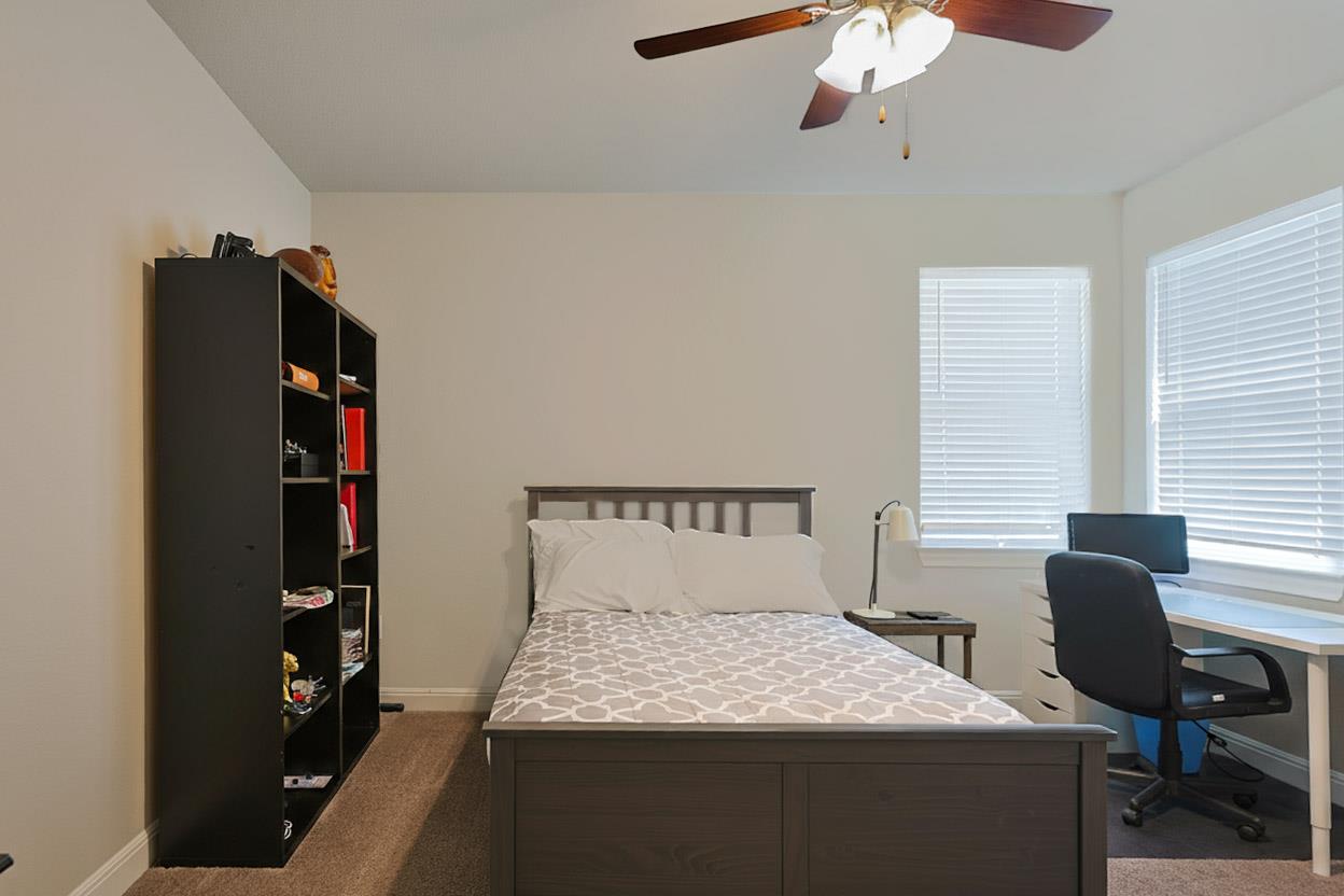 3204 Scenic Valley Dr, Leander, TX 78641