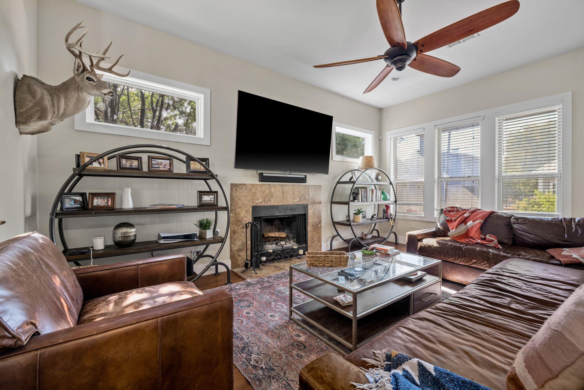 912 Romeria Dr # A, Austin, TX 78757