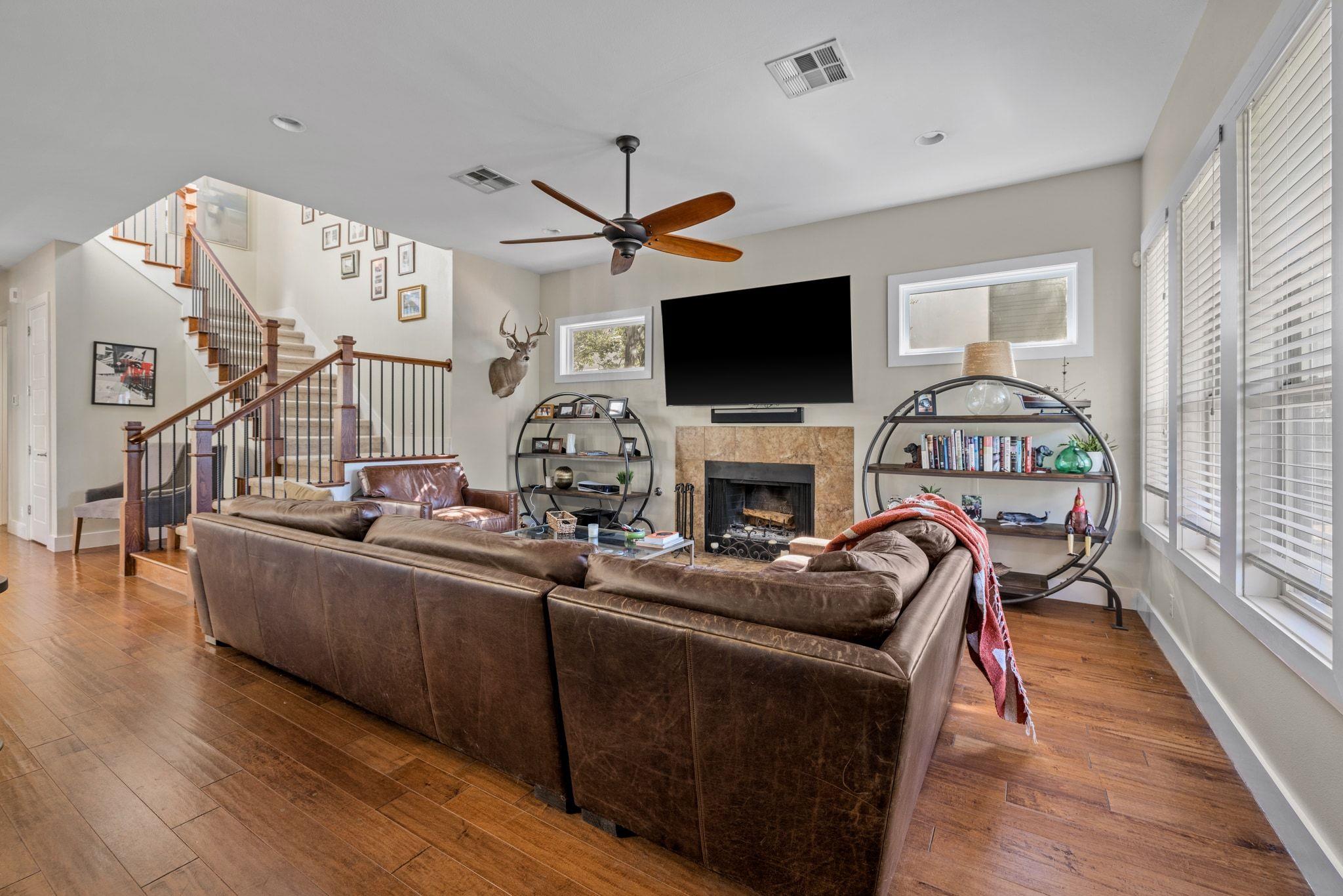 912 Romeria Dr # A, Austin, TX 78757