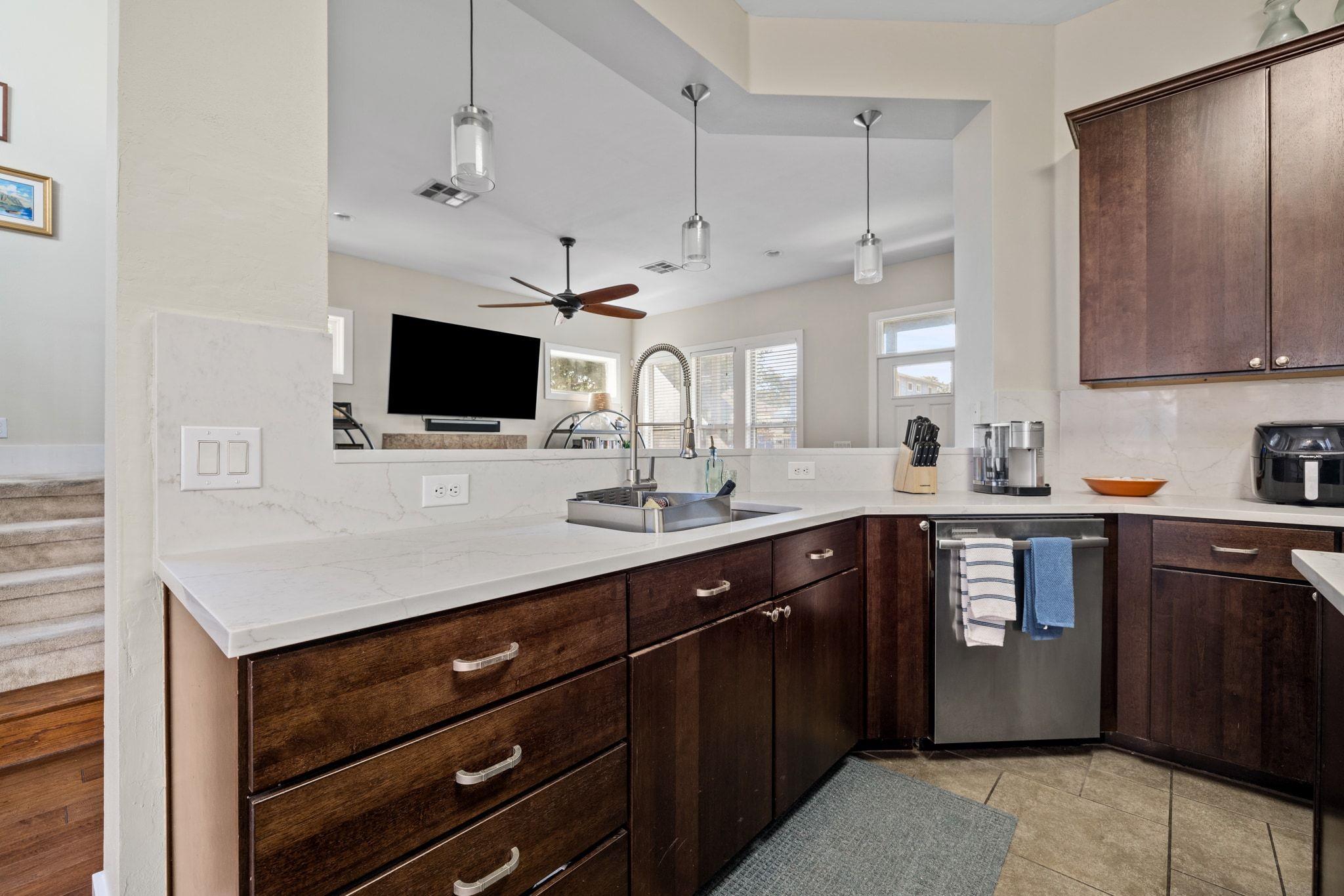 912 Romeria Dr # A, Austin, TX 78757