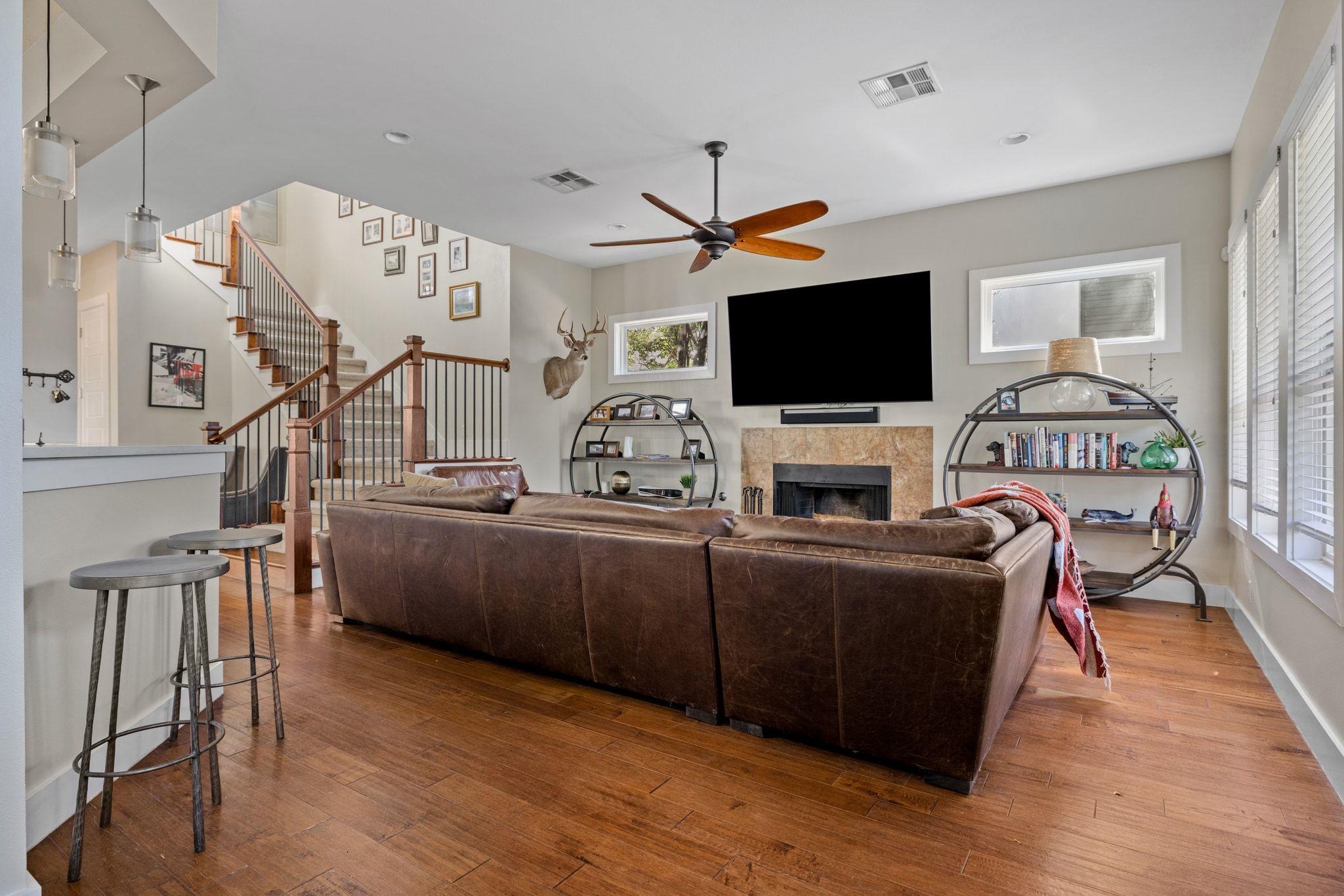 912 Romeria Dr # A, Austin, TX 78757