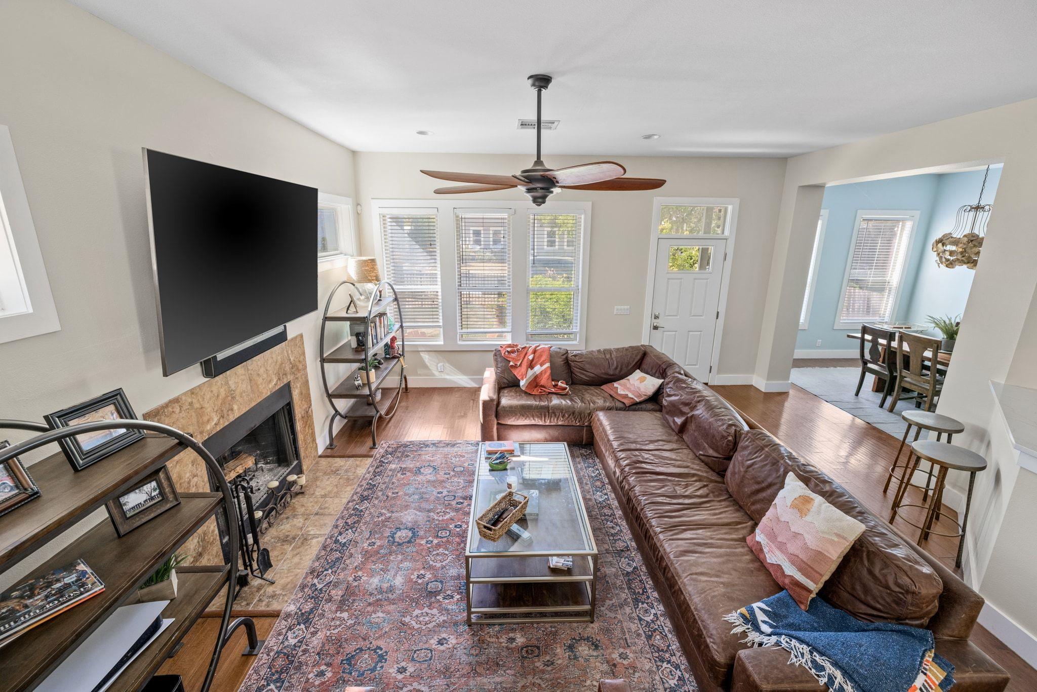 912 Romeria Dr # A, Austin, TX 78757