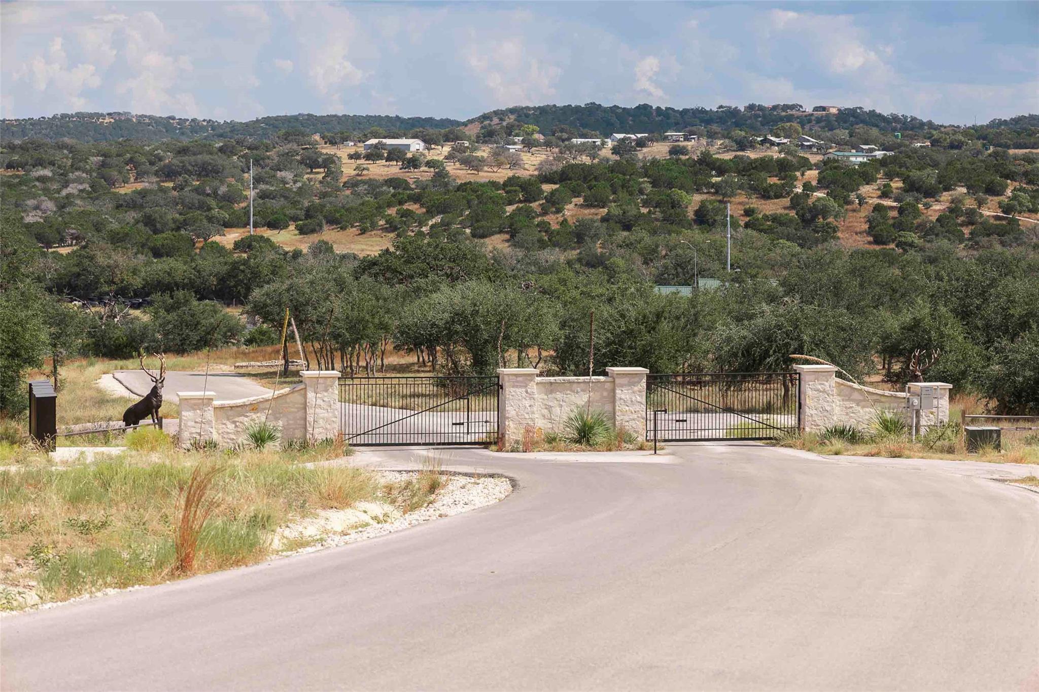 3958 Bandera Highway, Kerrville, TX 78028