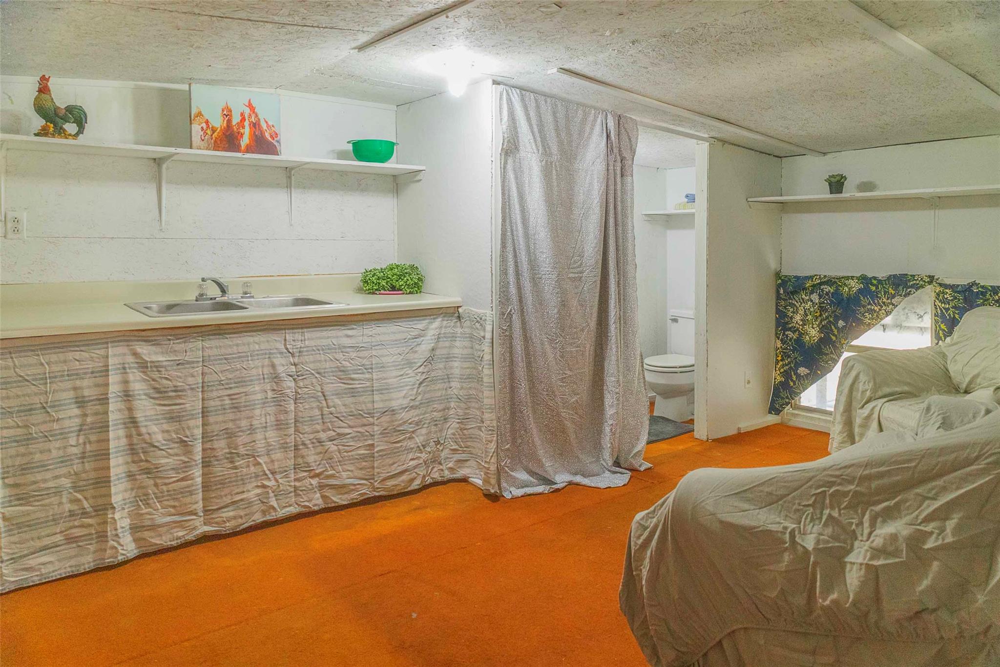 3958 Bandera Highway, Kerrville, TX 78028