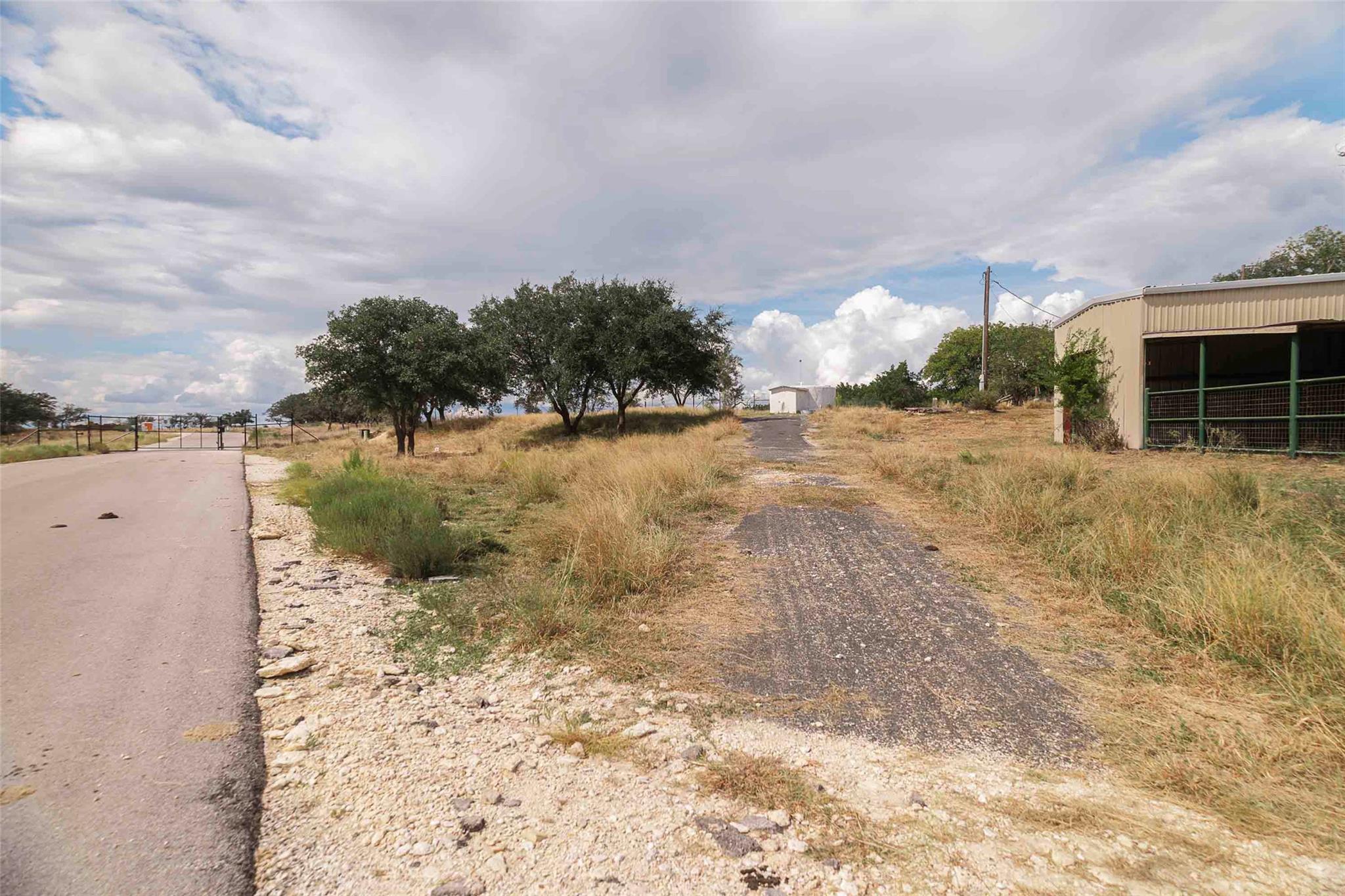 3958 Bandera Highway, Kerrville, TX 78028