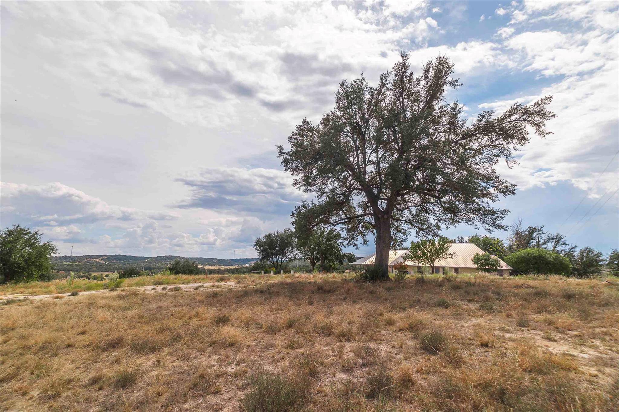 3958 Bandera Highway, Kerrville, TX 78028