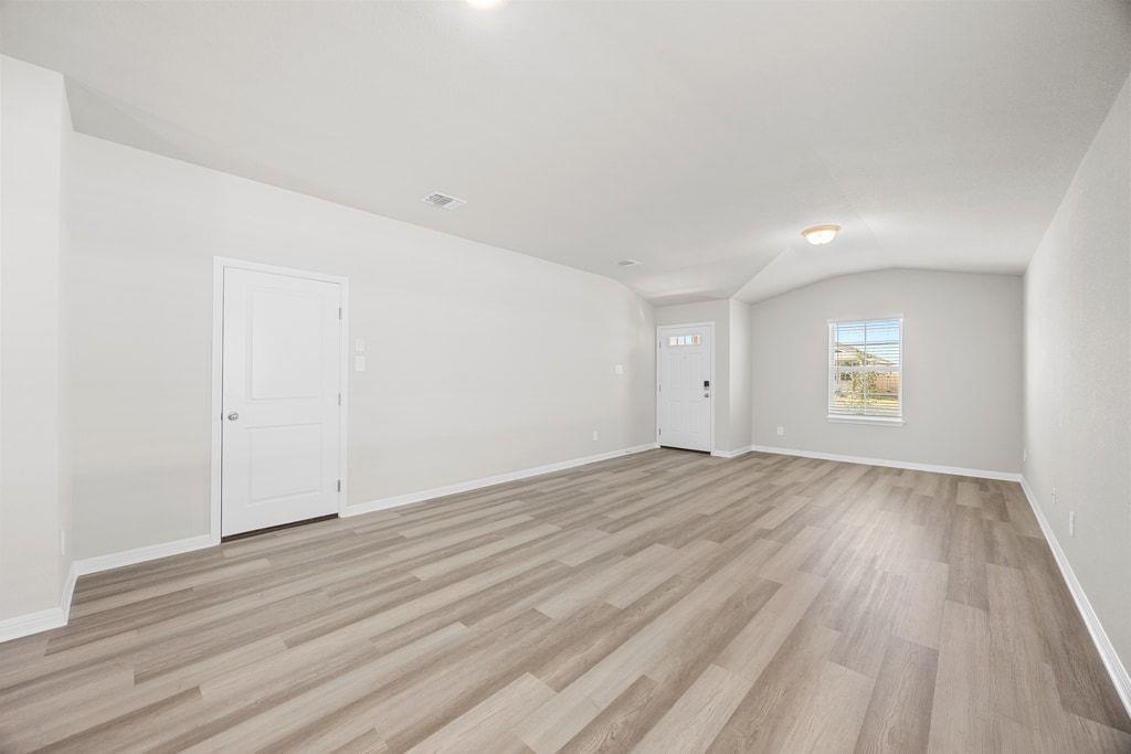 140 Honey Bee Rd, Jarrell, TX 76537