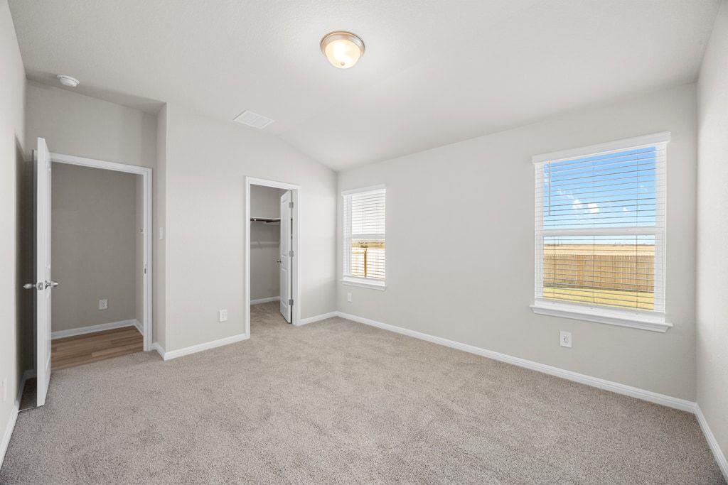 140 Honey Bee Rd, Jarrell, TX 76537