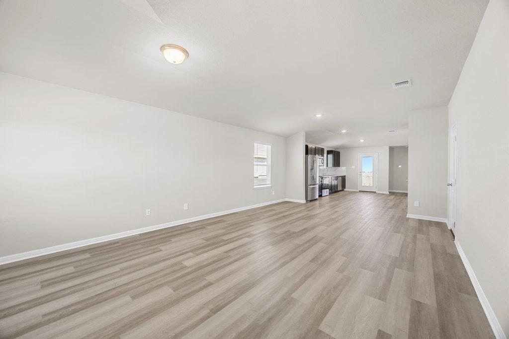 140 Honey Bee Rd, Jarrell, TX 76537