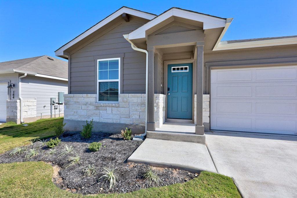 140 Honey Bee Rd, Jarrell, TX 76537