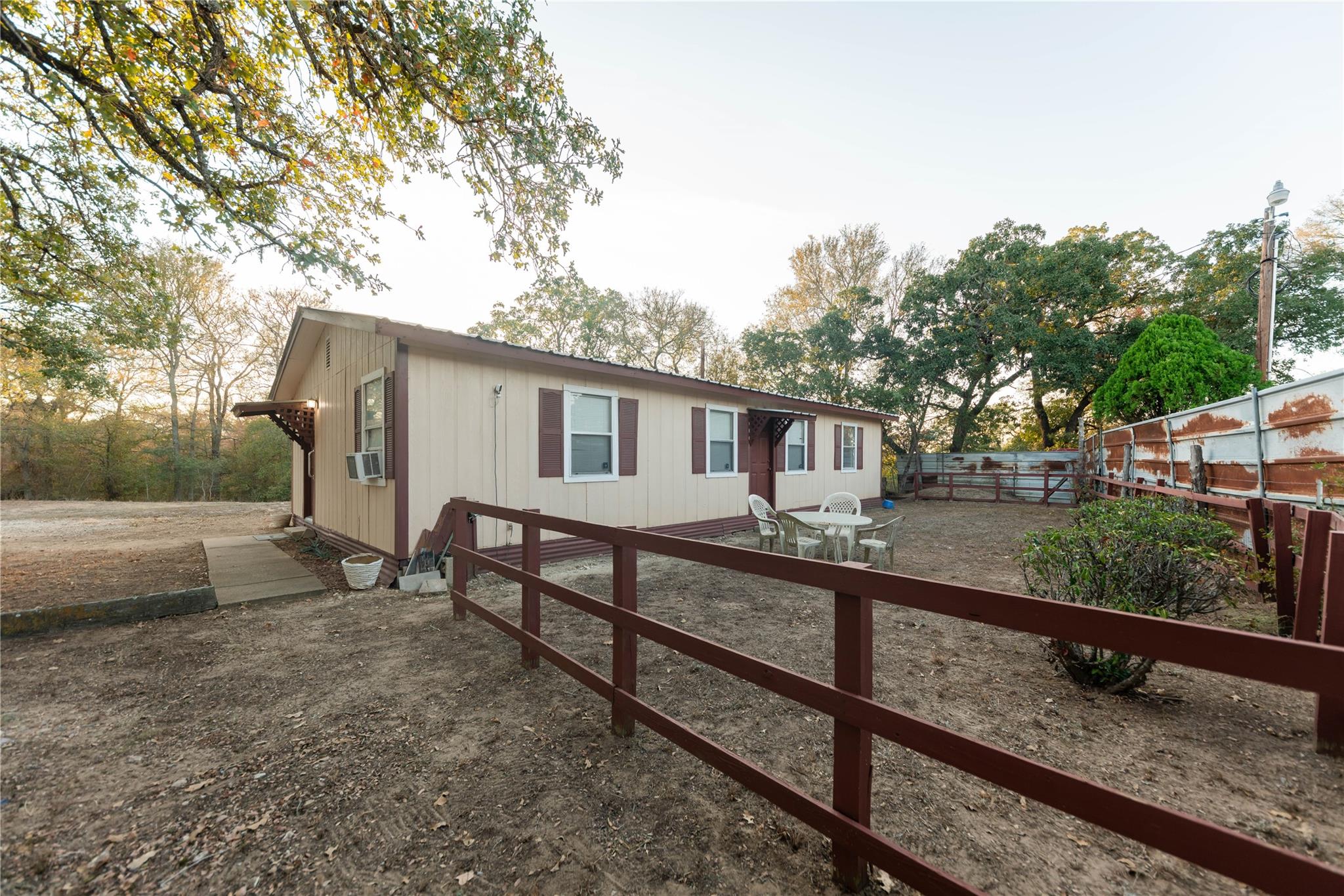 164 Josie Ln, Bastrop, TX 78602