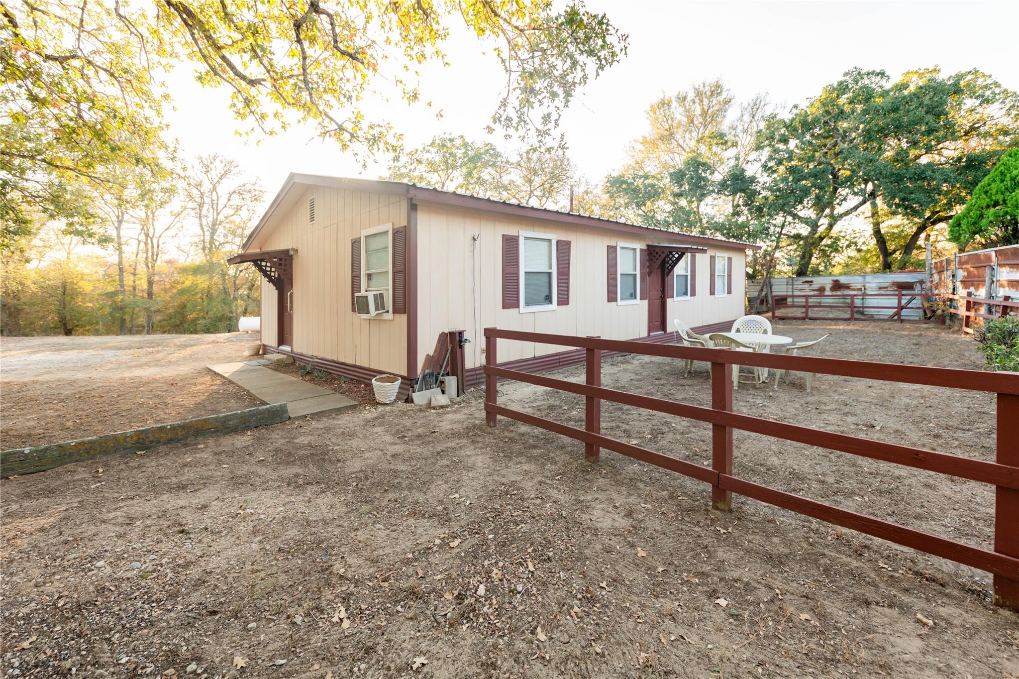 164 Josie Ln, Bastrop, TX 78602