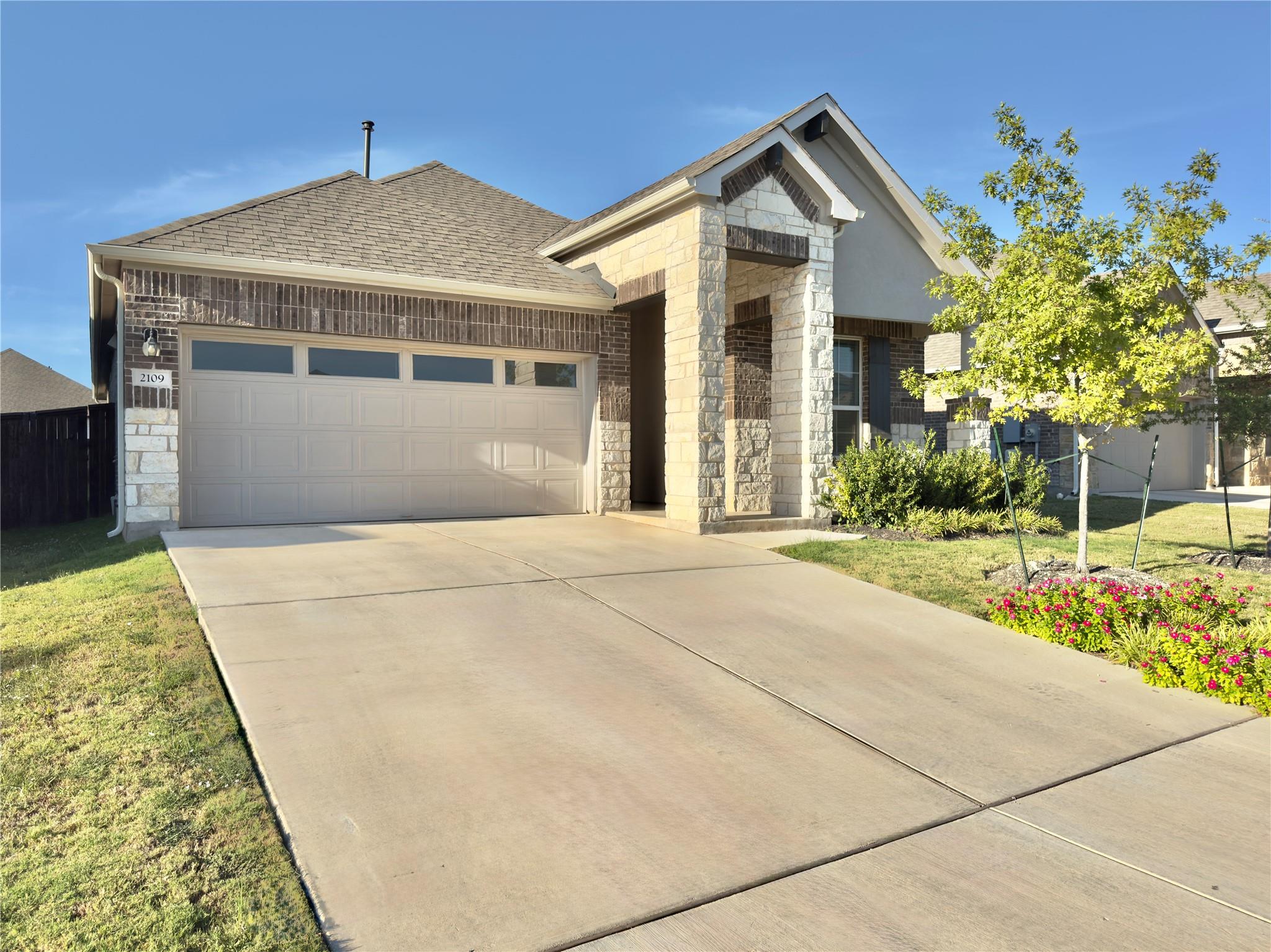 2109 Gabriels Horn Rd, Leander, TX 78641
