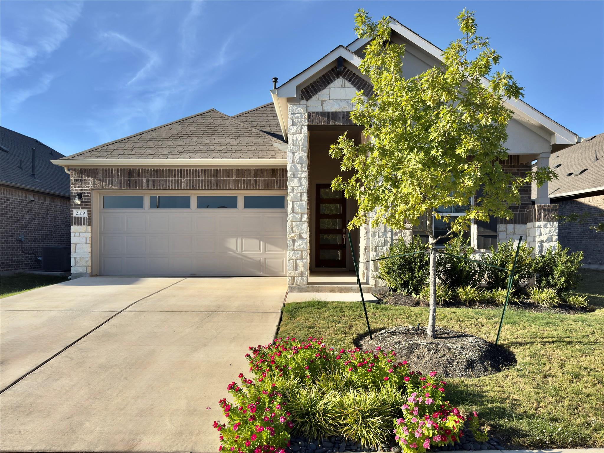 2109 Gabriels Horn Rd, Leander, TX 78641