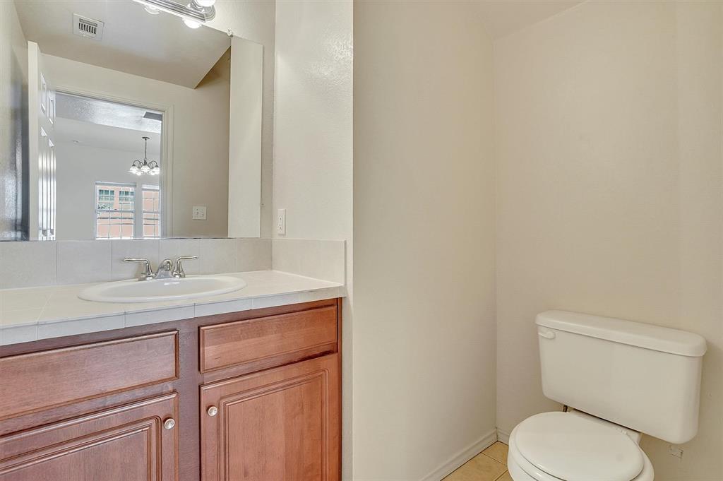 2115 E 18th St # A, Austin, TX 78702