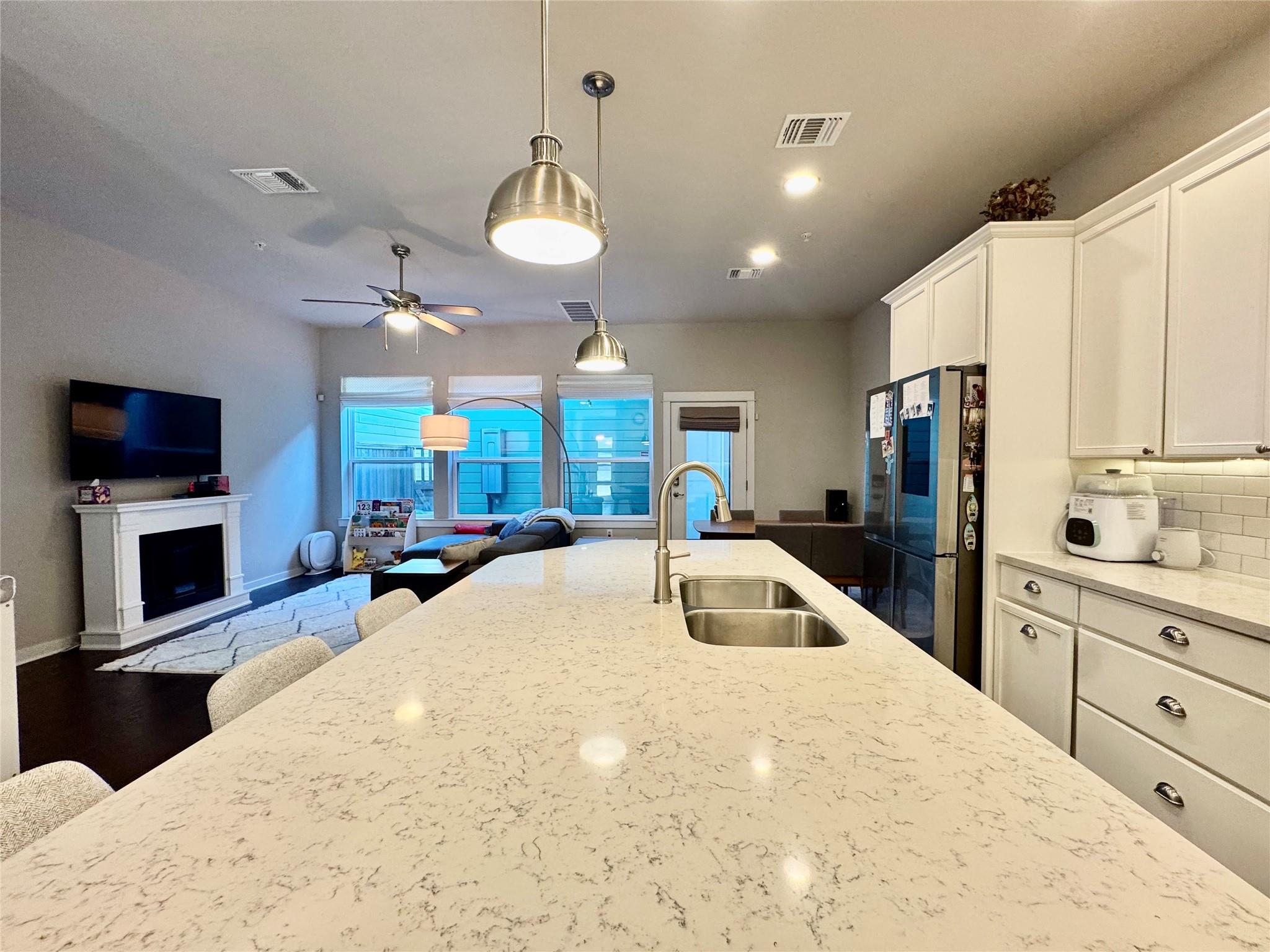 3919 Vaughan St, Austin, TX 78723