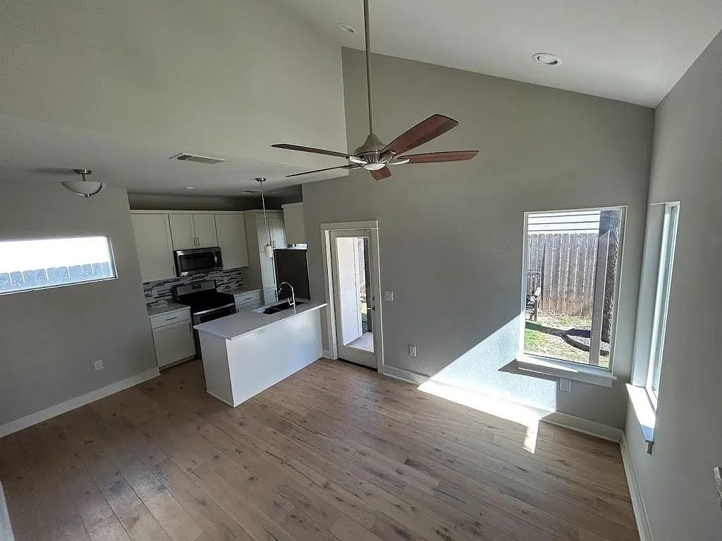 2209 Willow St # B, Austin, TX 78702