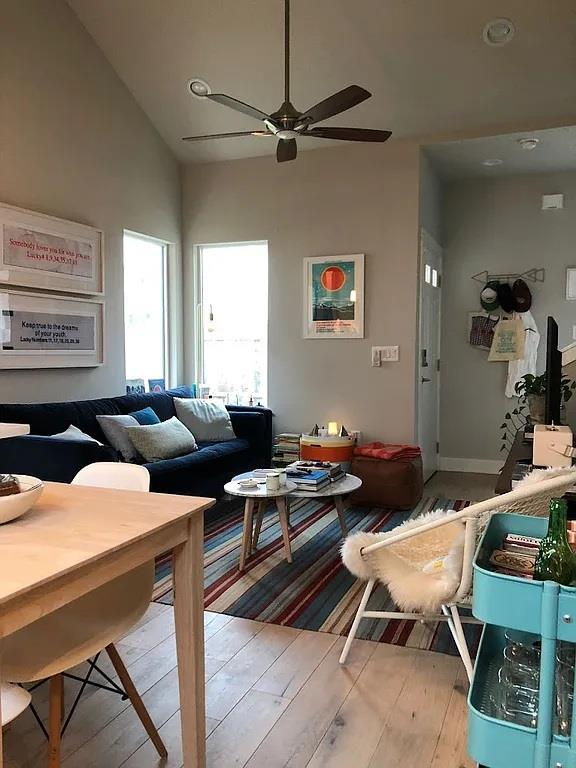 2209 Willow St # B, Austin, TX 78702