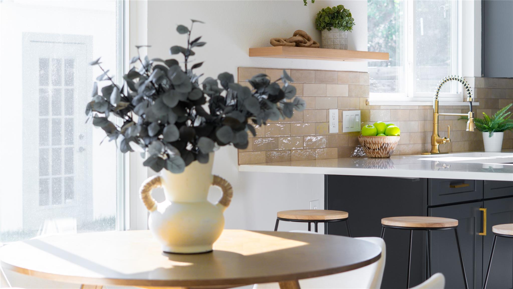 5509 Meadow Crst, Austin, TX 78744