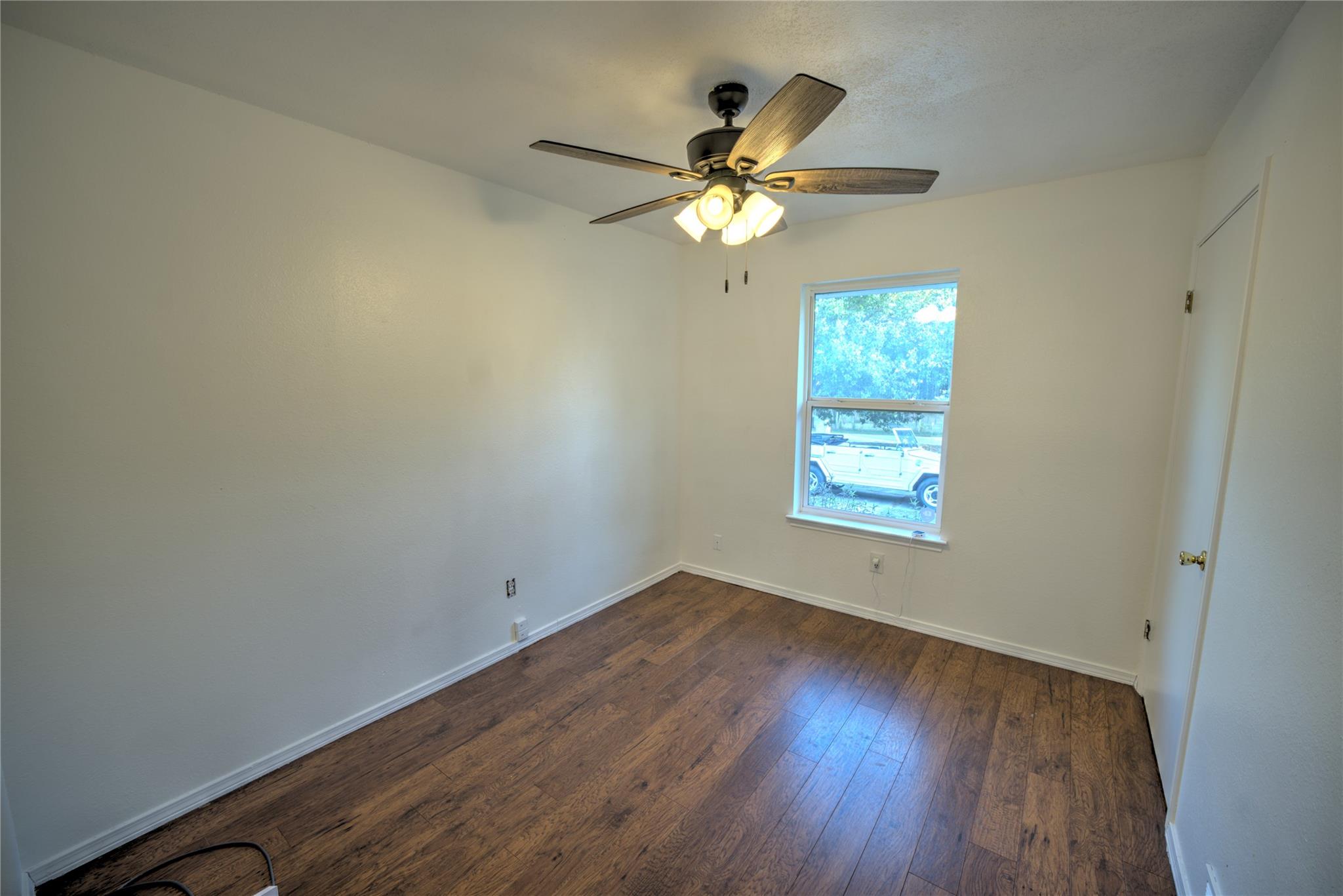 681 Old Lytton Springs Rd, Lockhart, TX 78644