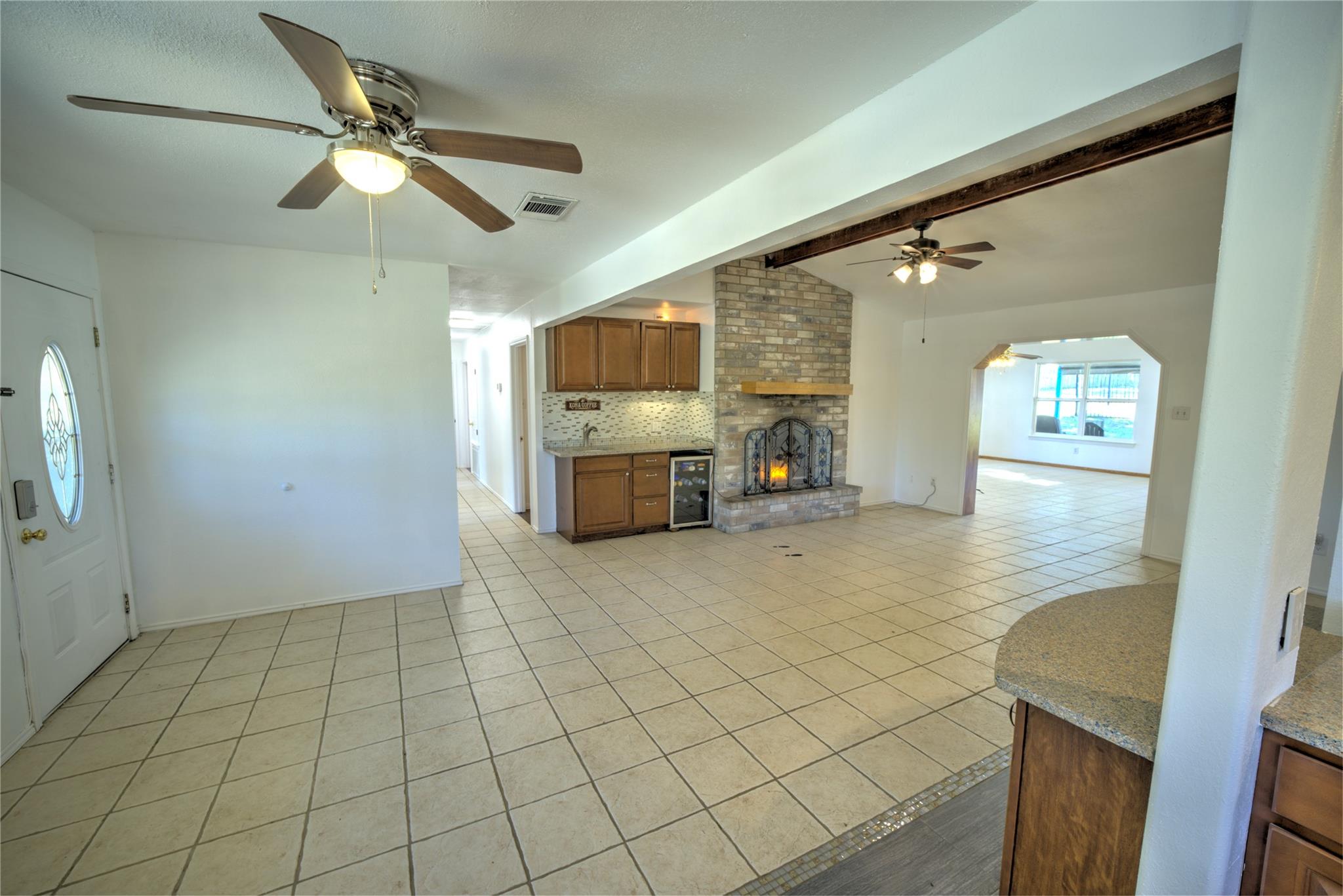 681 Old Lytton Springs Rd, Lockhart, TX 78644
