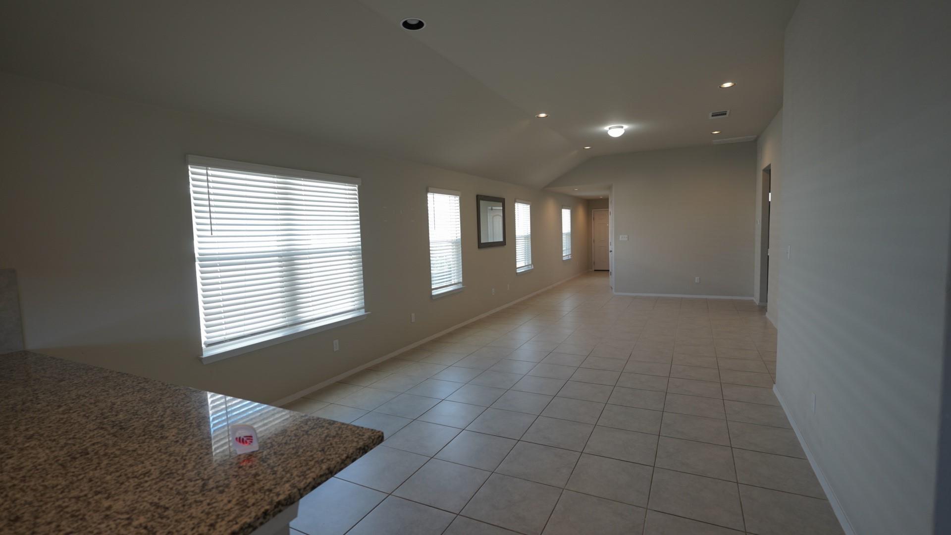 251 Tempest Trl, Maxwell, TX 78656