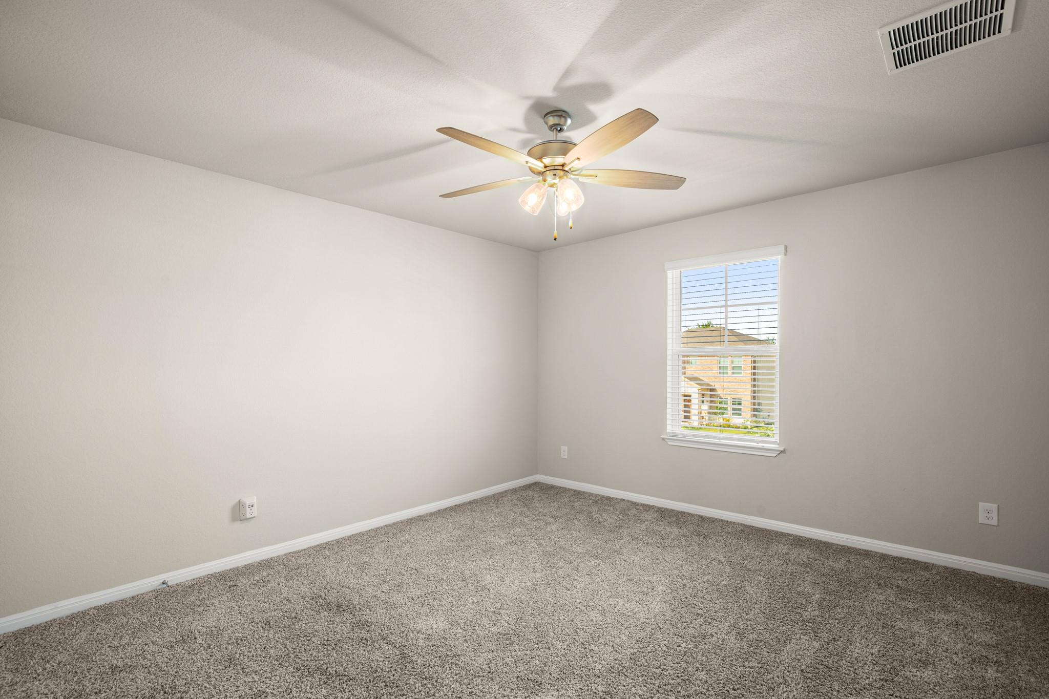 313 Windy Reed Rd, Hutto, TX 78634