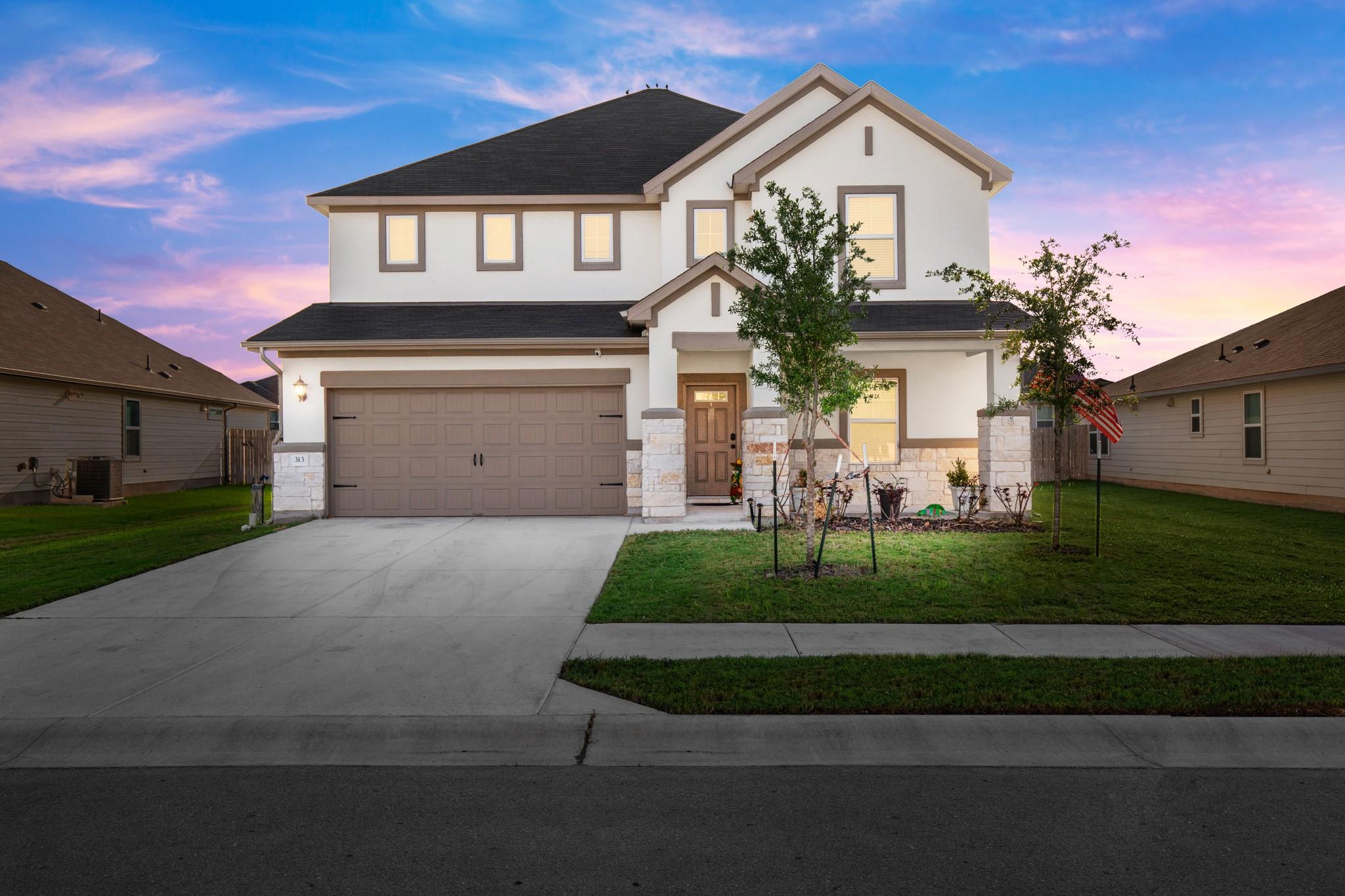 313 Windy Reed Rd, Hutto, TX 78634