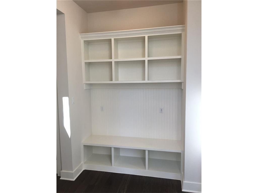 1204 Sue Ann Rose Dr, Austin, TX 78717