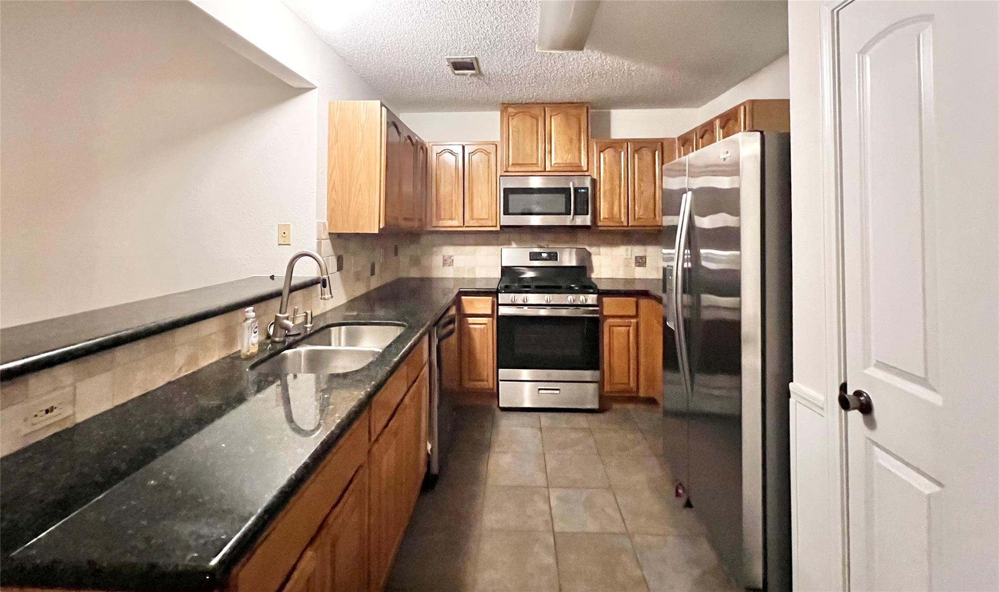 12706 Heinemann Dr, Austin, TX 78727