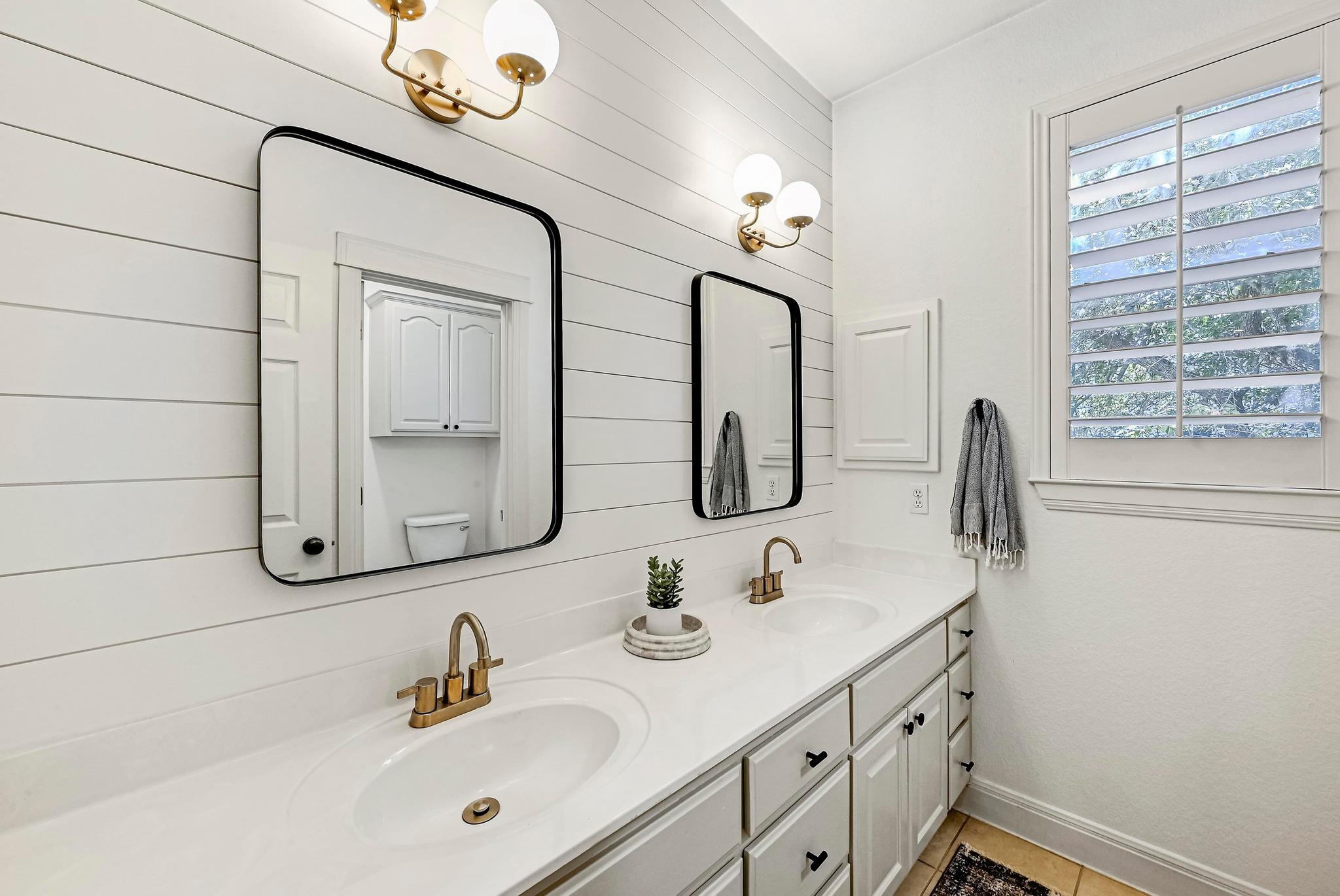 5008 Timothy Cir, Austin, TX 78734