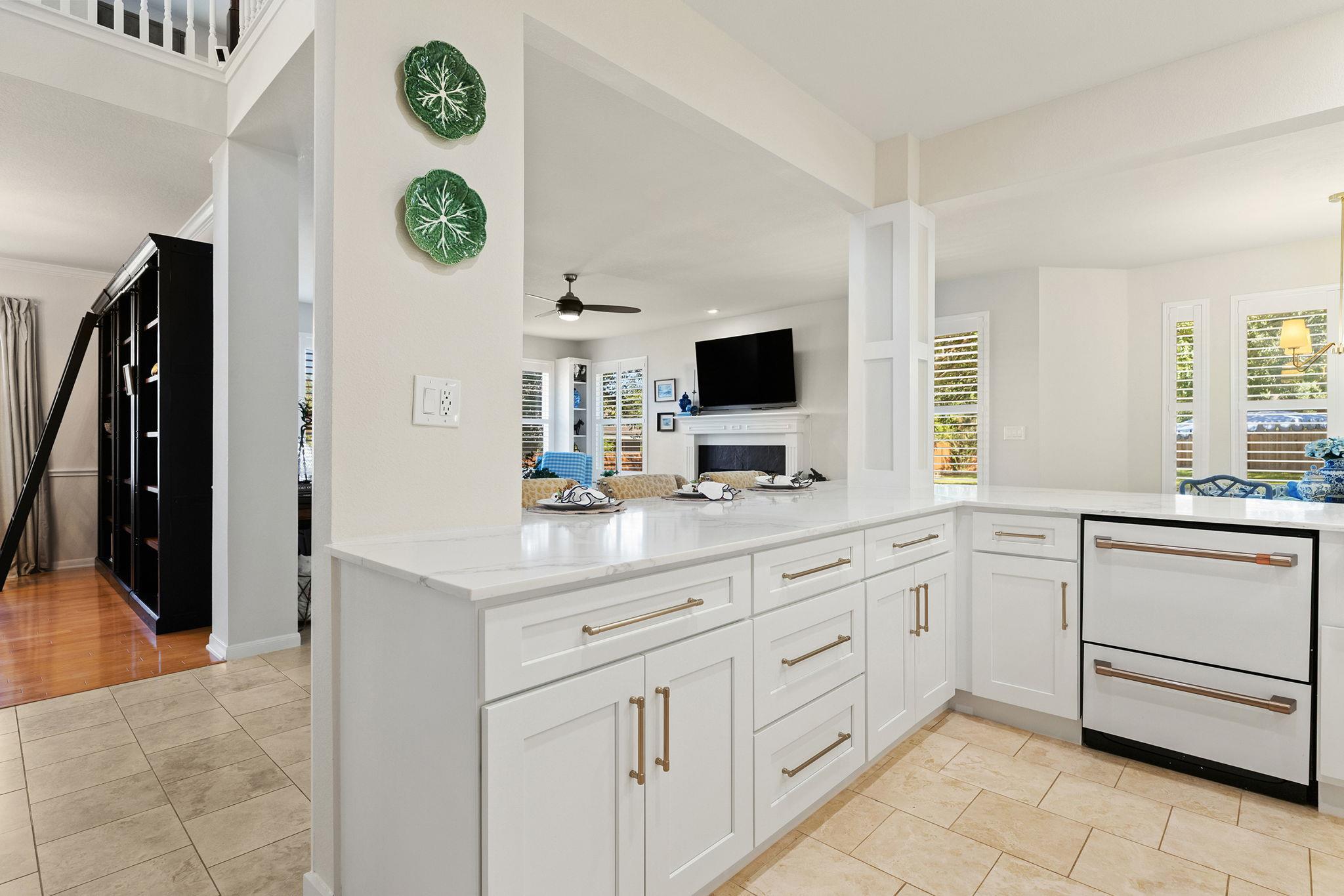 2902 CEDAR CREST Cir, Round Rock, TX 78665