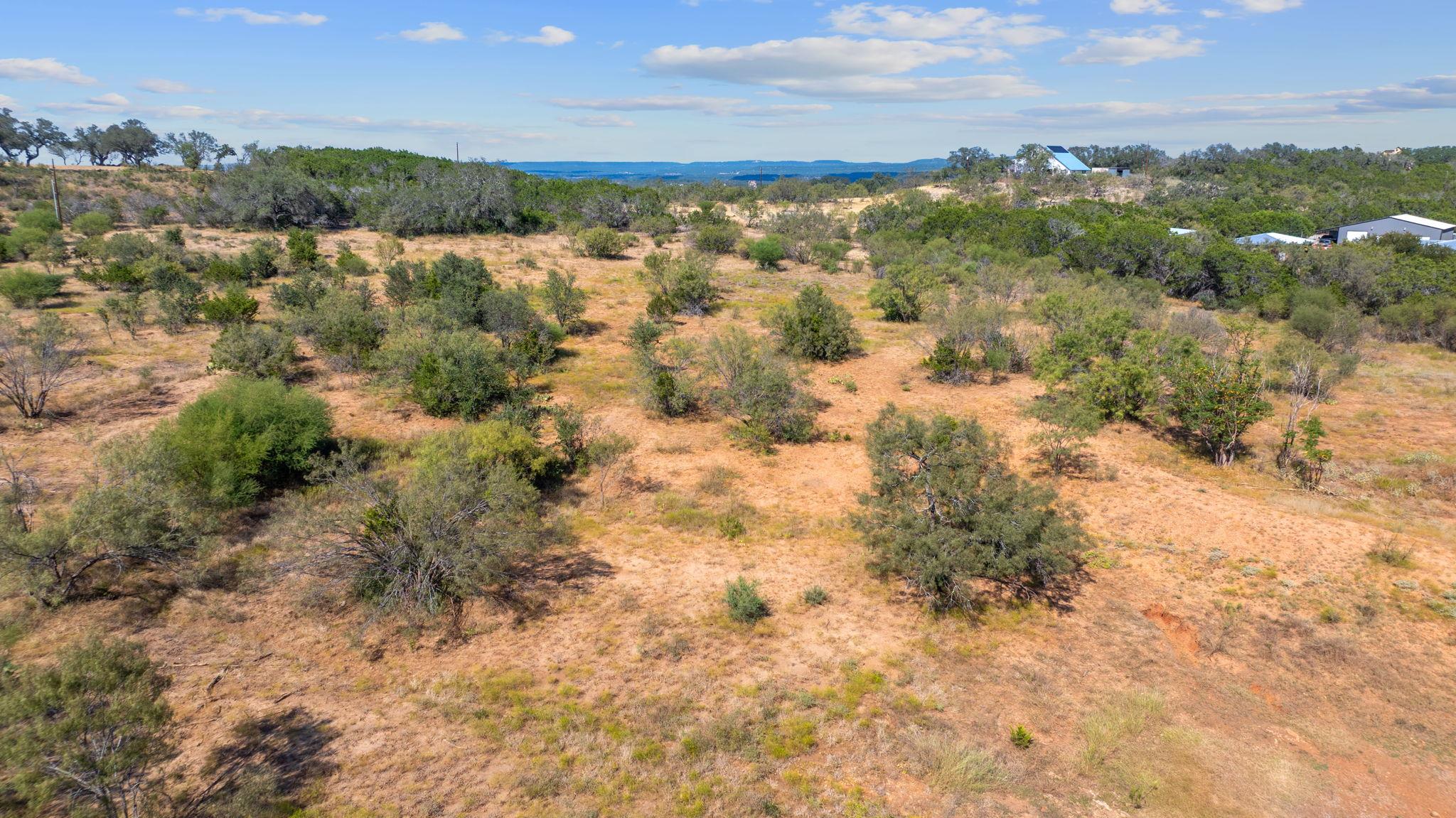 404 County Road 421, Spicewood, TX 78669