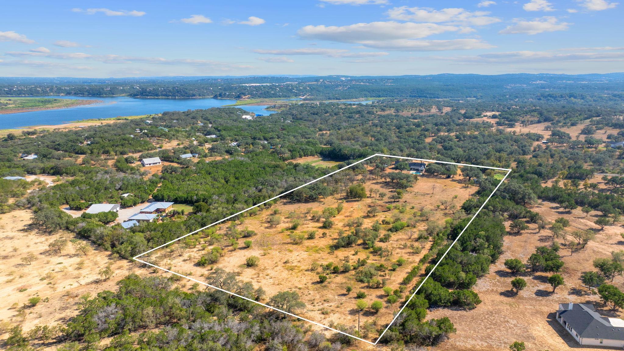 404 County Road 421, Spicewood, TX 78669