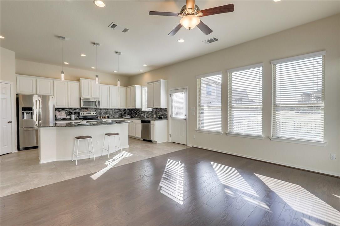 2105 Town Centre Dr # 49, Round Rock, TX 78664