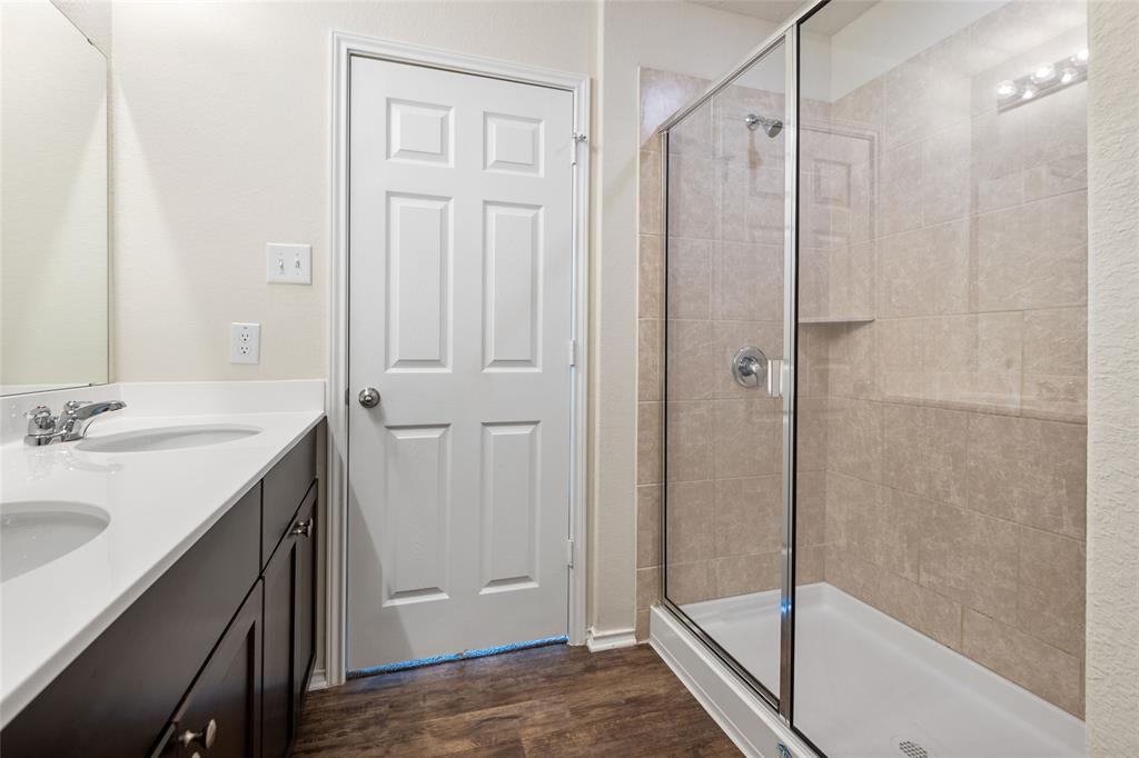 457 Bedford Falls Ln, Jarrell, TX 76537