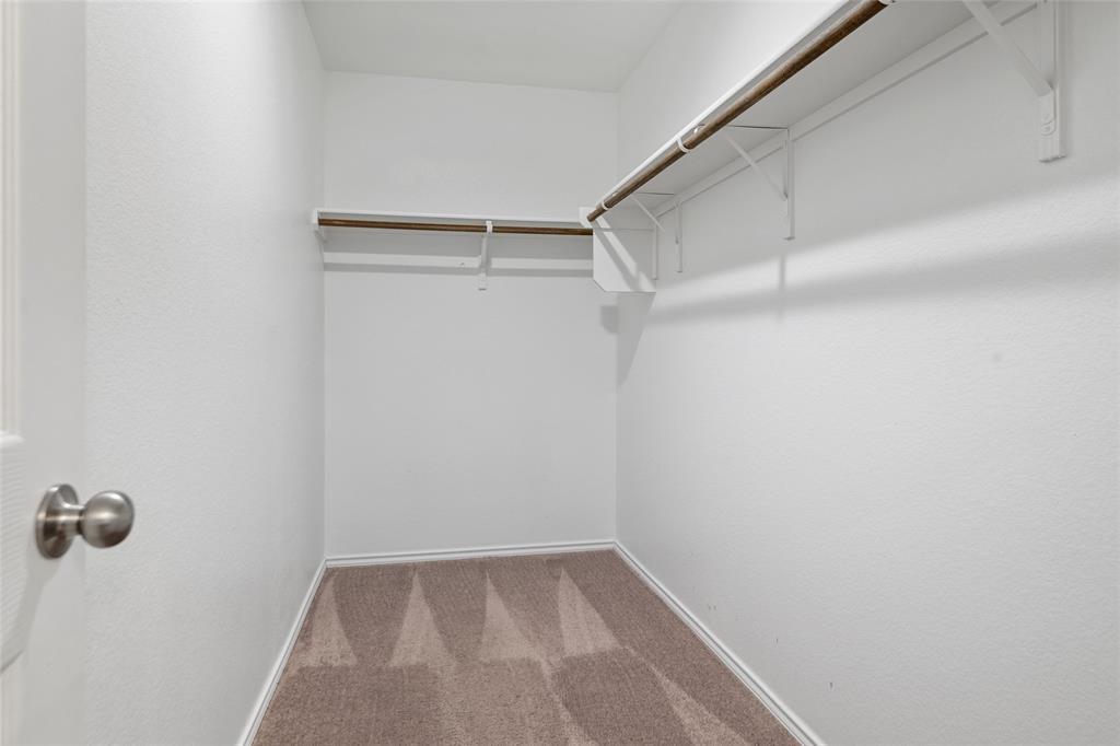 457 Bedford Falls Ln, Jarrell, TX 76537