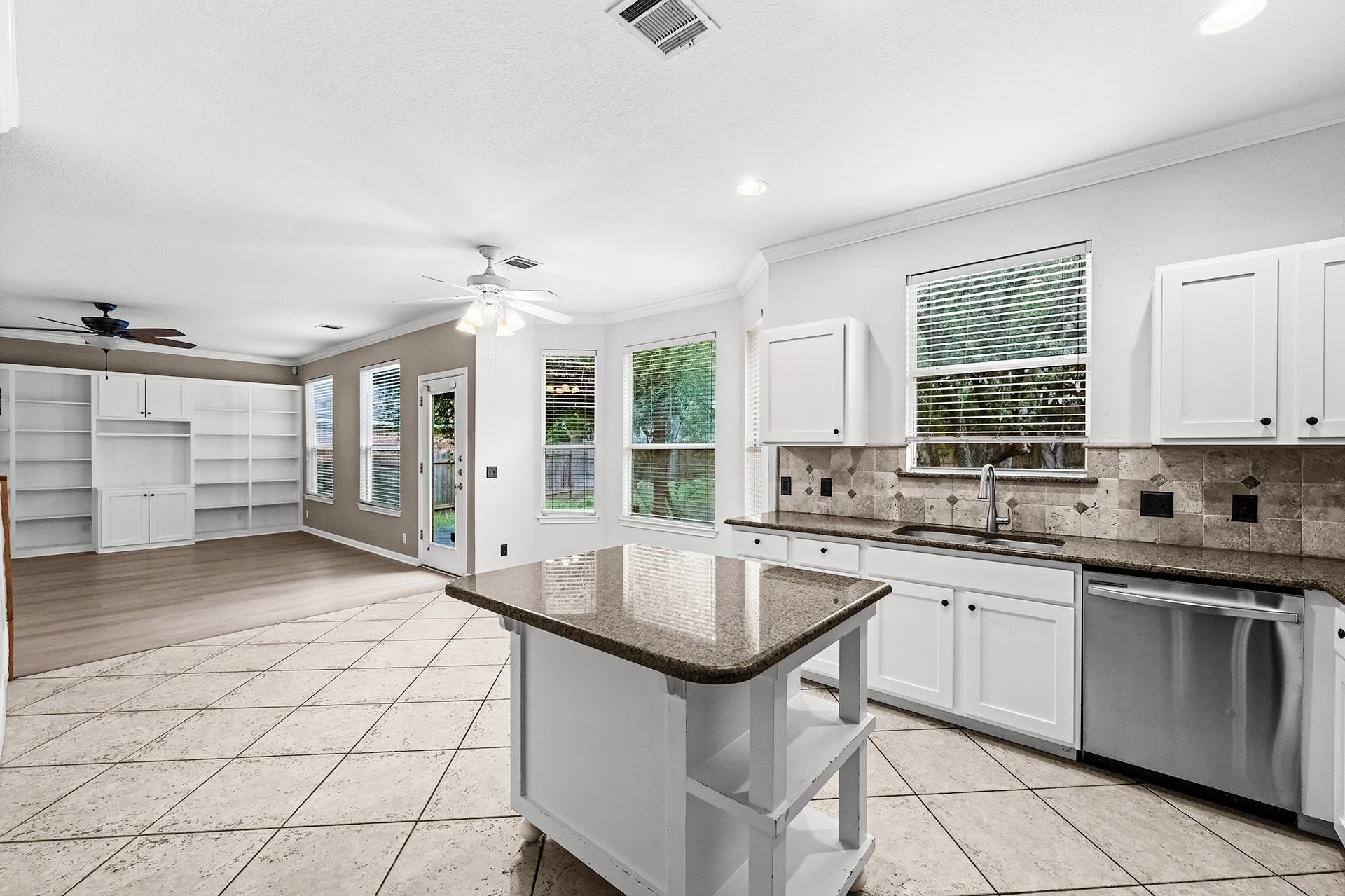 4132 Canyon Glen Cir, Austin, TX 78732