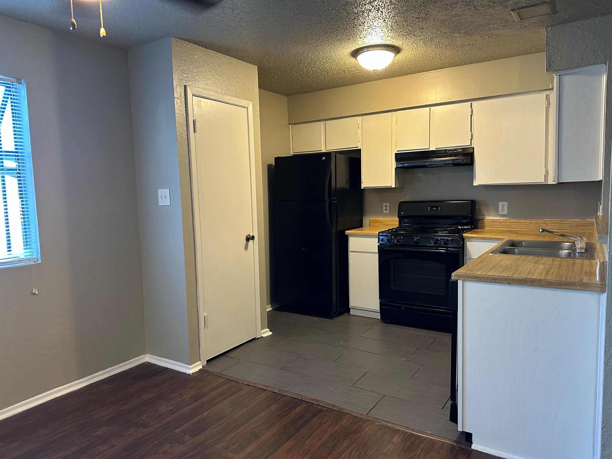 903 Taulbee Ln # B, Austin, TX 78757