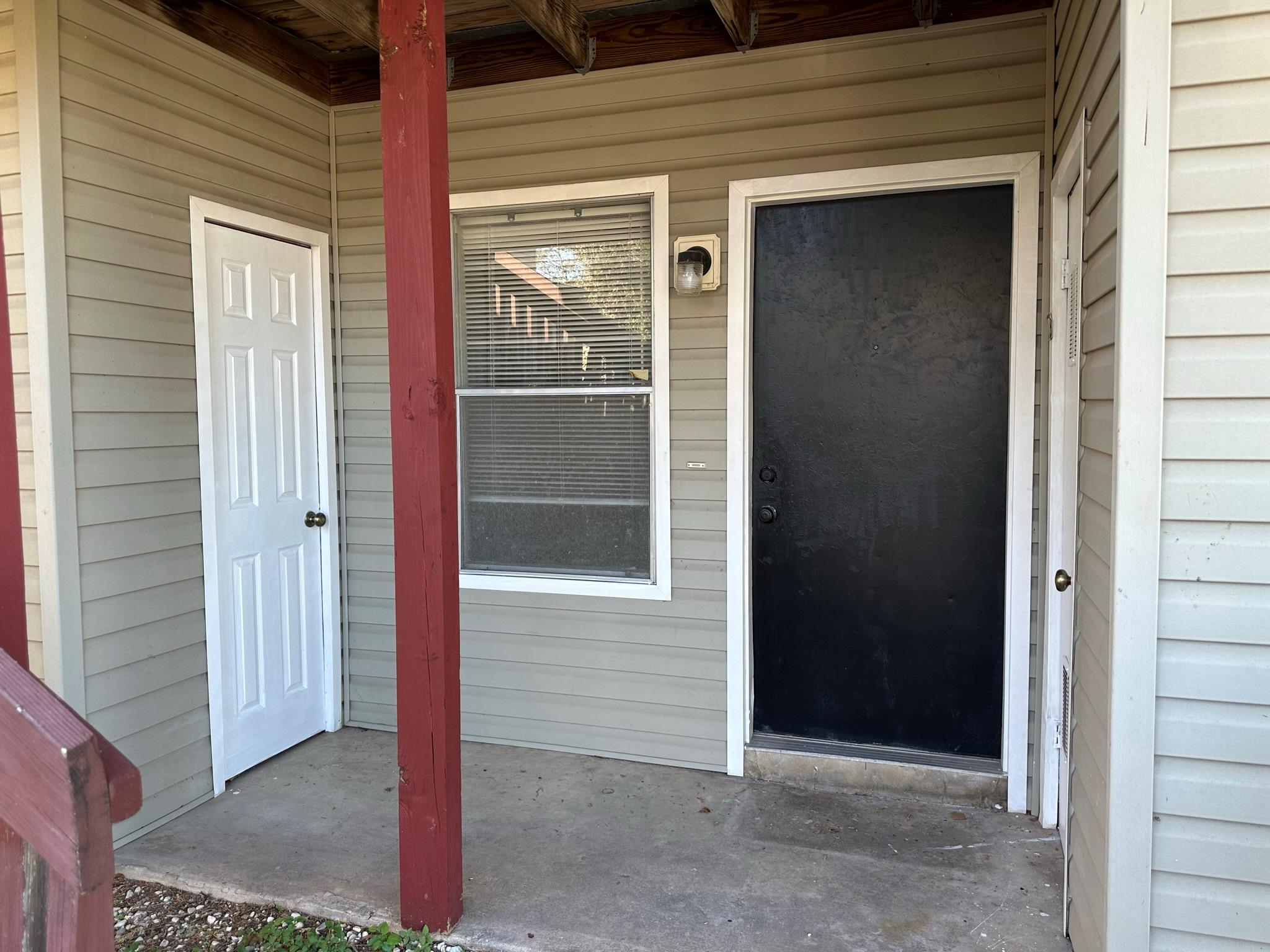 903 Taulbee Ln # B, Austin, TX 78757