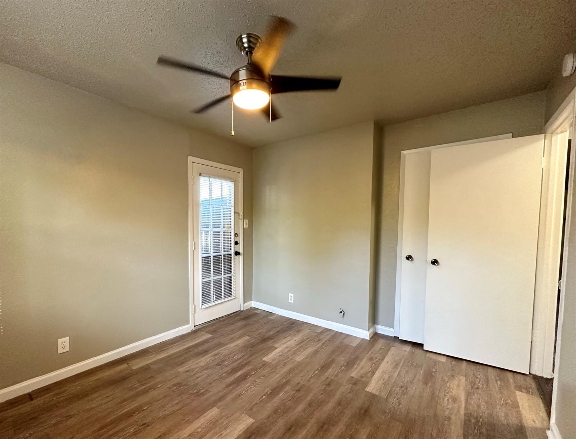 903 Taulbee Ln # B, Austin, TX 78757