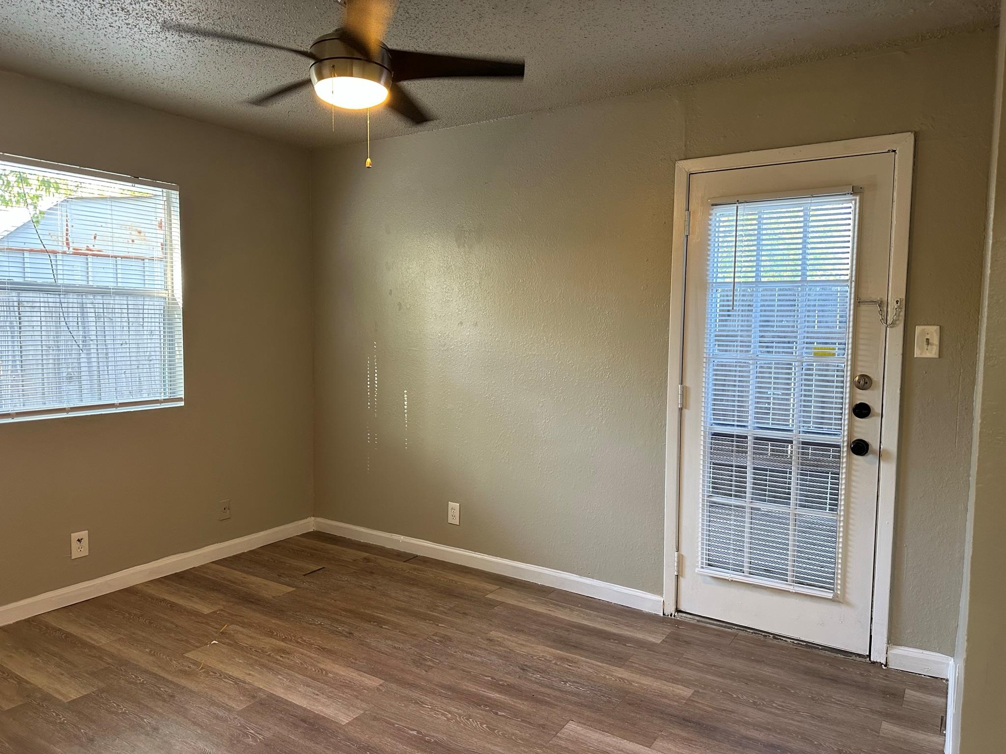 903 Taulbee Ln # B, Austin, TX 78757