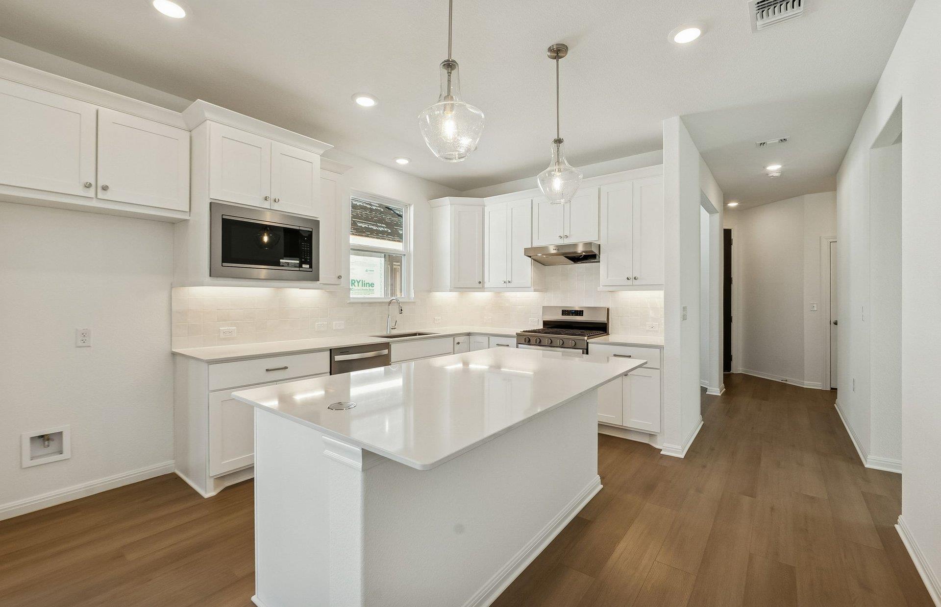 203 Smokestack Ln, Georgetown, TX 78633